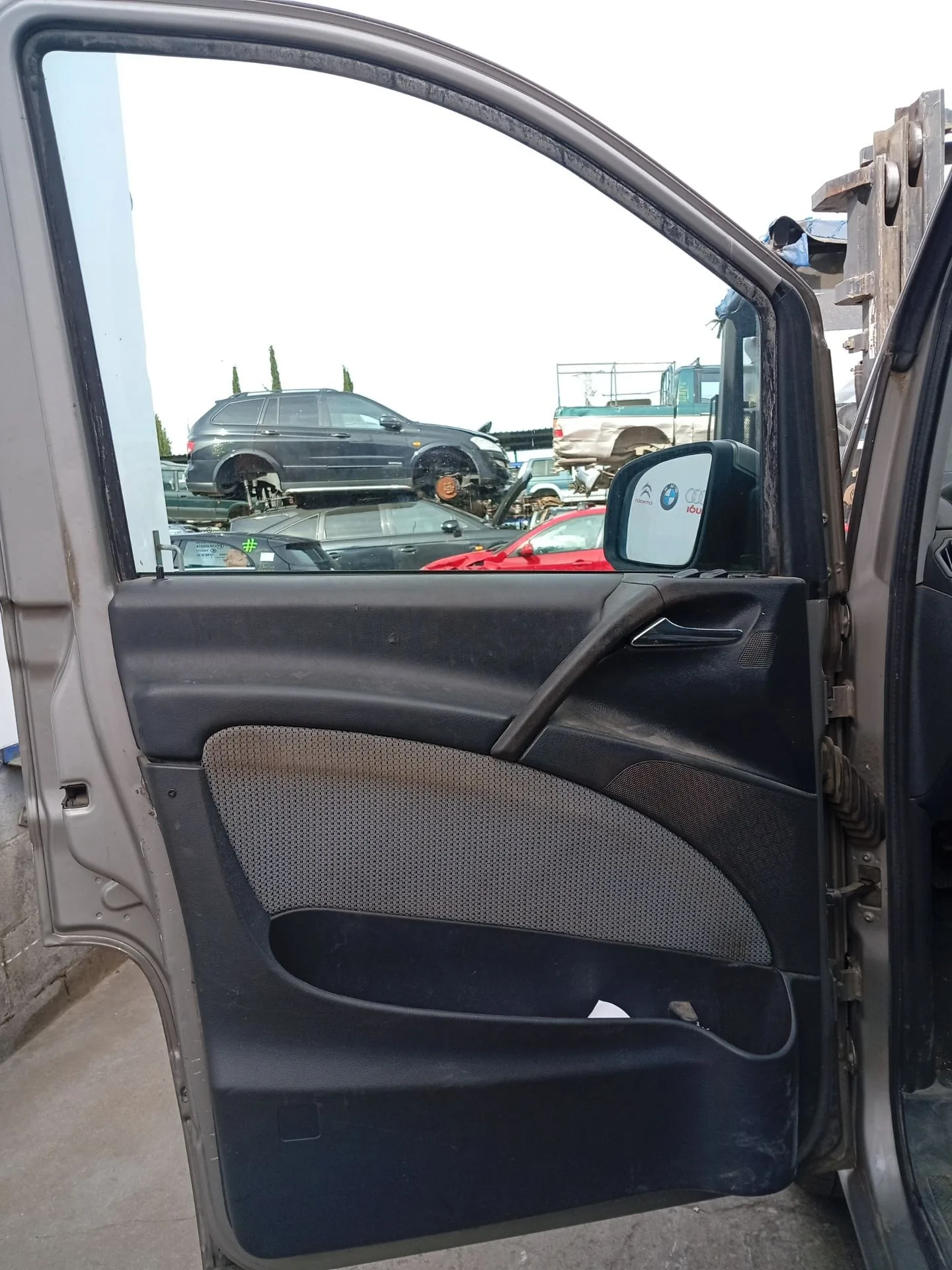 Elevalunas Delantero Izquierdo para Mercedes-Benz Viano (W639)