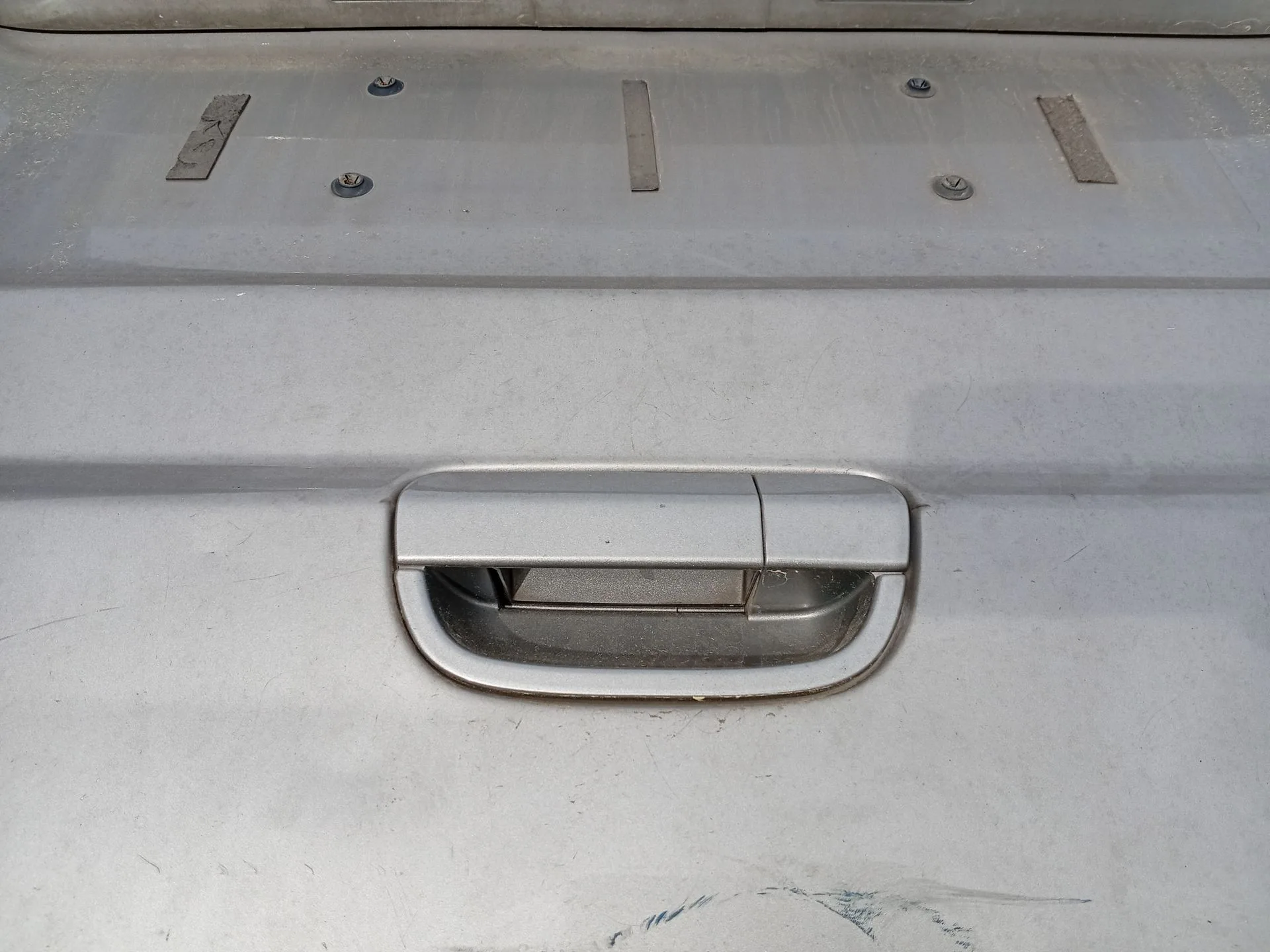 Maneta Exterior Porton para Mercedes-Benz Viano (W639)