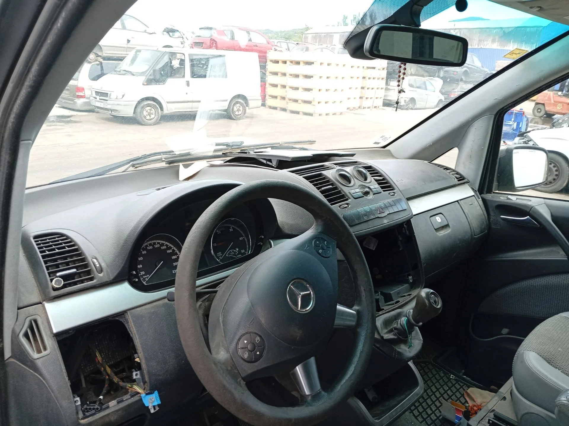 Salpicadero para Mercedes-Benz Viano (W639)