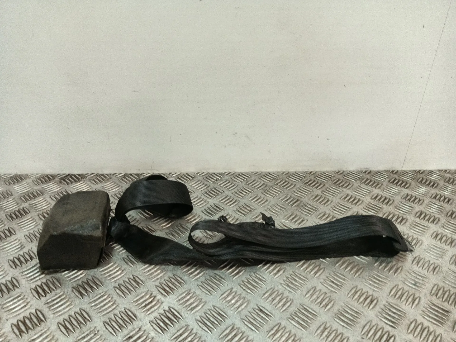 Cinturon Seguridad Trasero Izquierdo para Seat Ibiza Iv (6J5, 6P1)