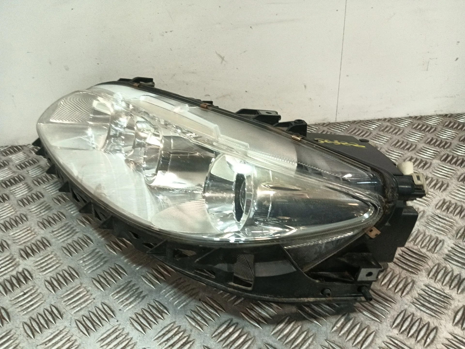 Faro Izquierdo para Mazda 6 Hatchback (Gg)