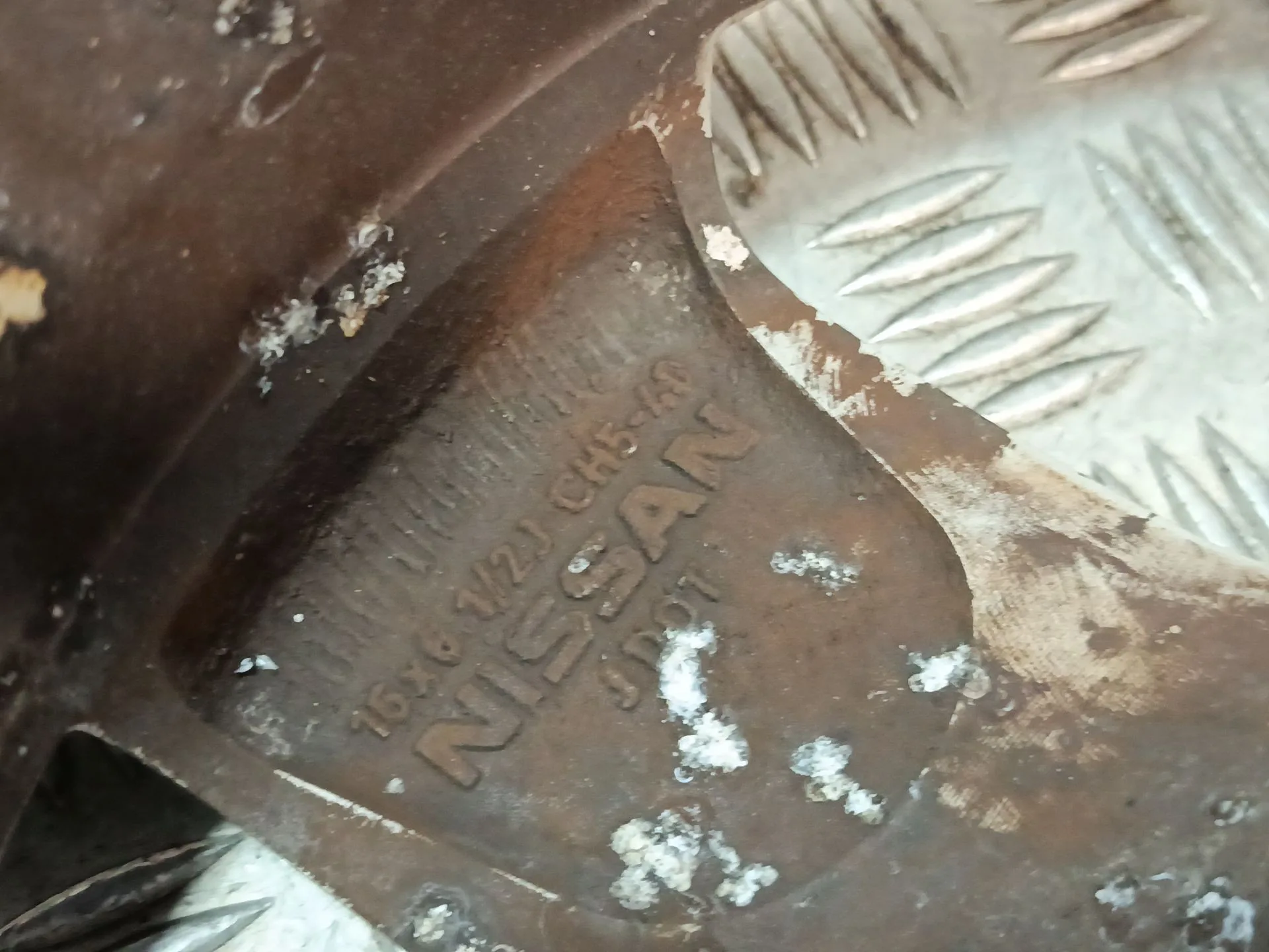 Llanta para Nissan Note (E12)