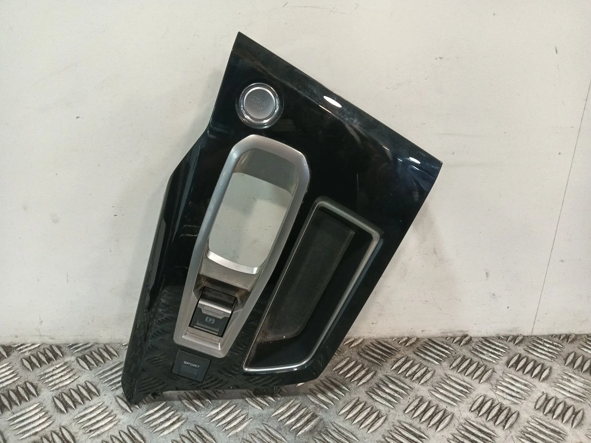 Moldura para Peugeot 3008 Ii Suv (Mc_, Mr_, Mj_, M4_)