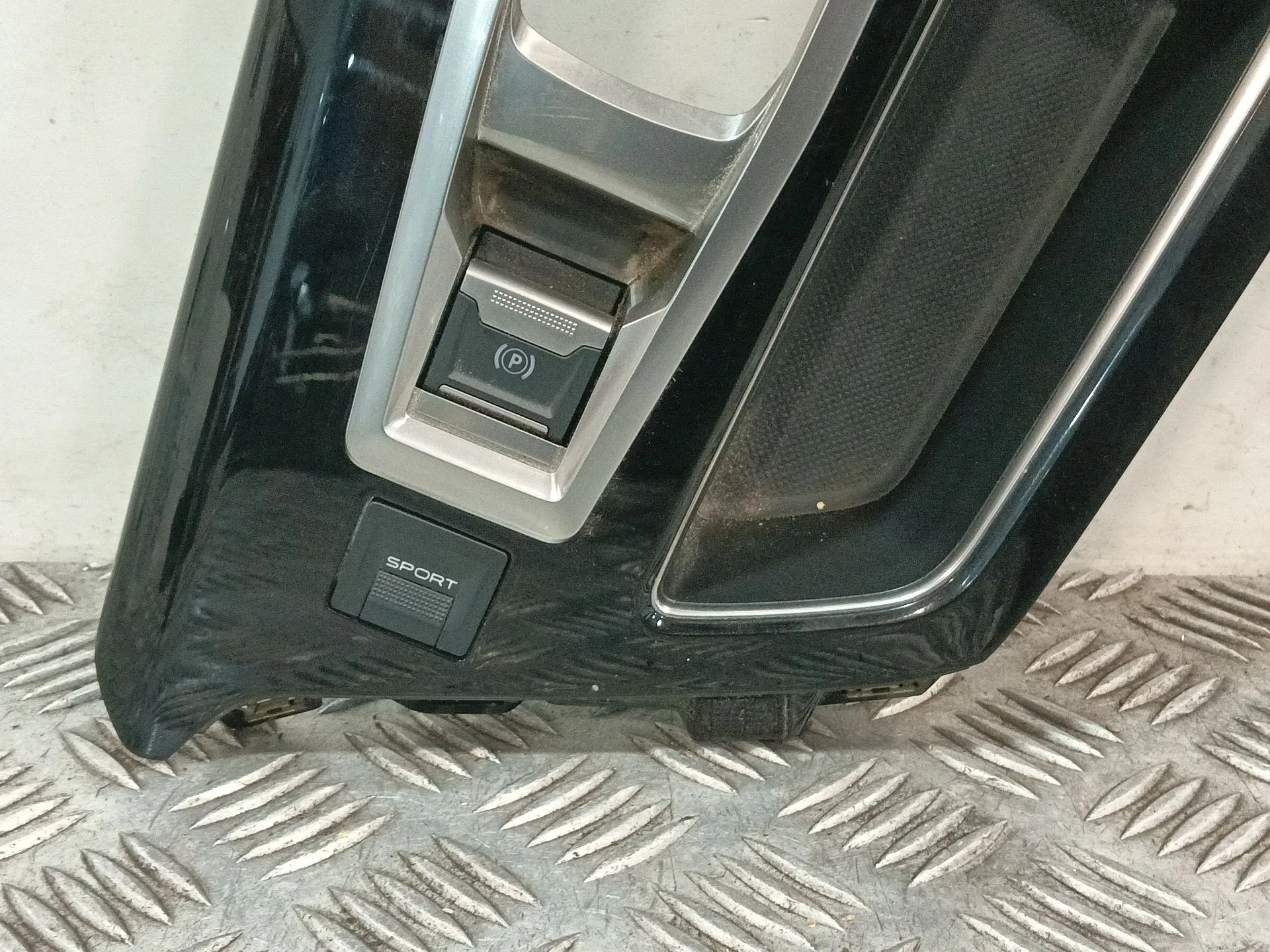 Moldura para Peugeot 3008 Ii Suv (Mc_, Mr_, Mj_, M4_)