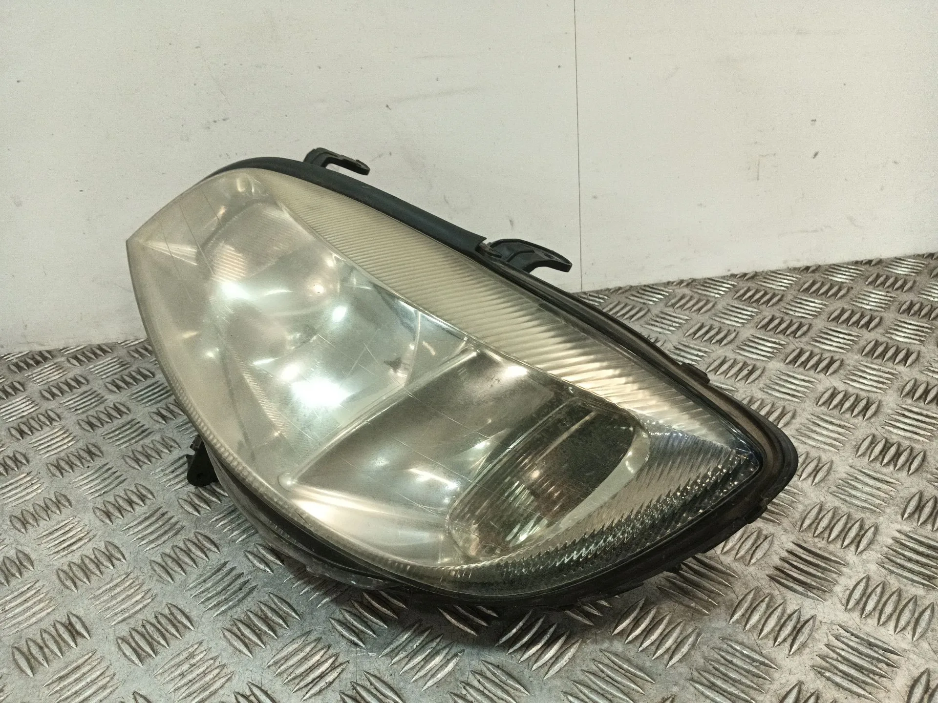 Faro Izquierdo para Opel Zafira A Monospace (T98)
