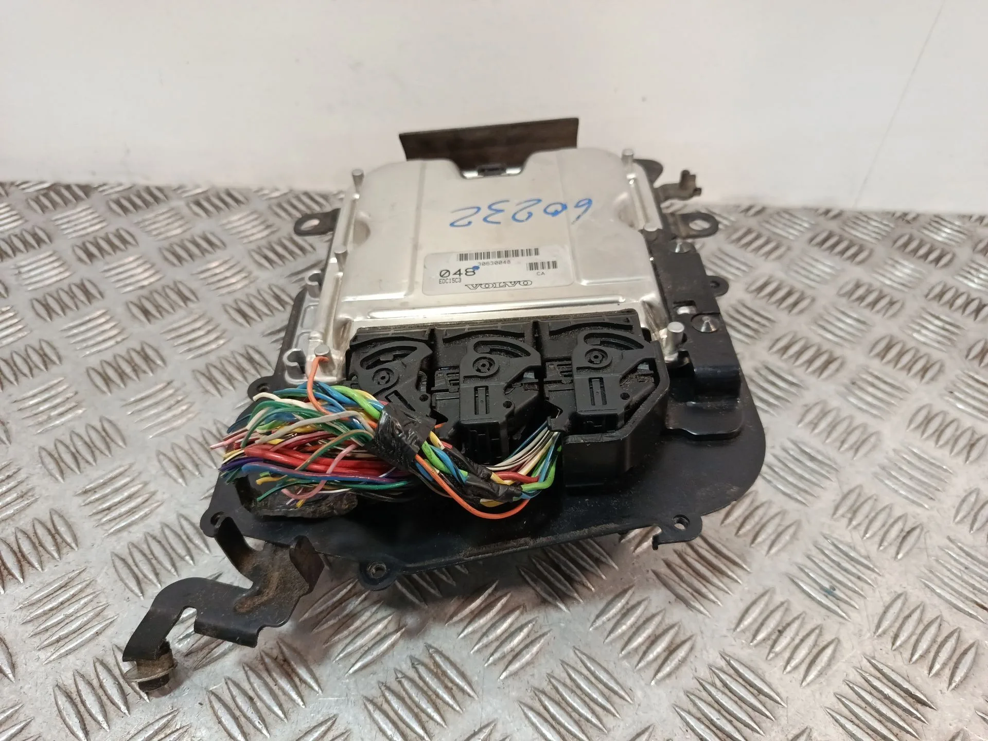 Centralita Motor Uce para Volvo V40 Station Wagon (645)