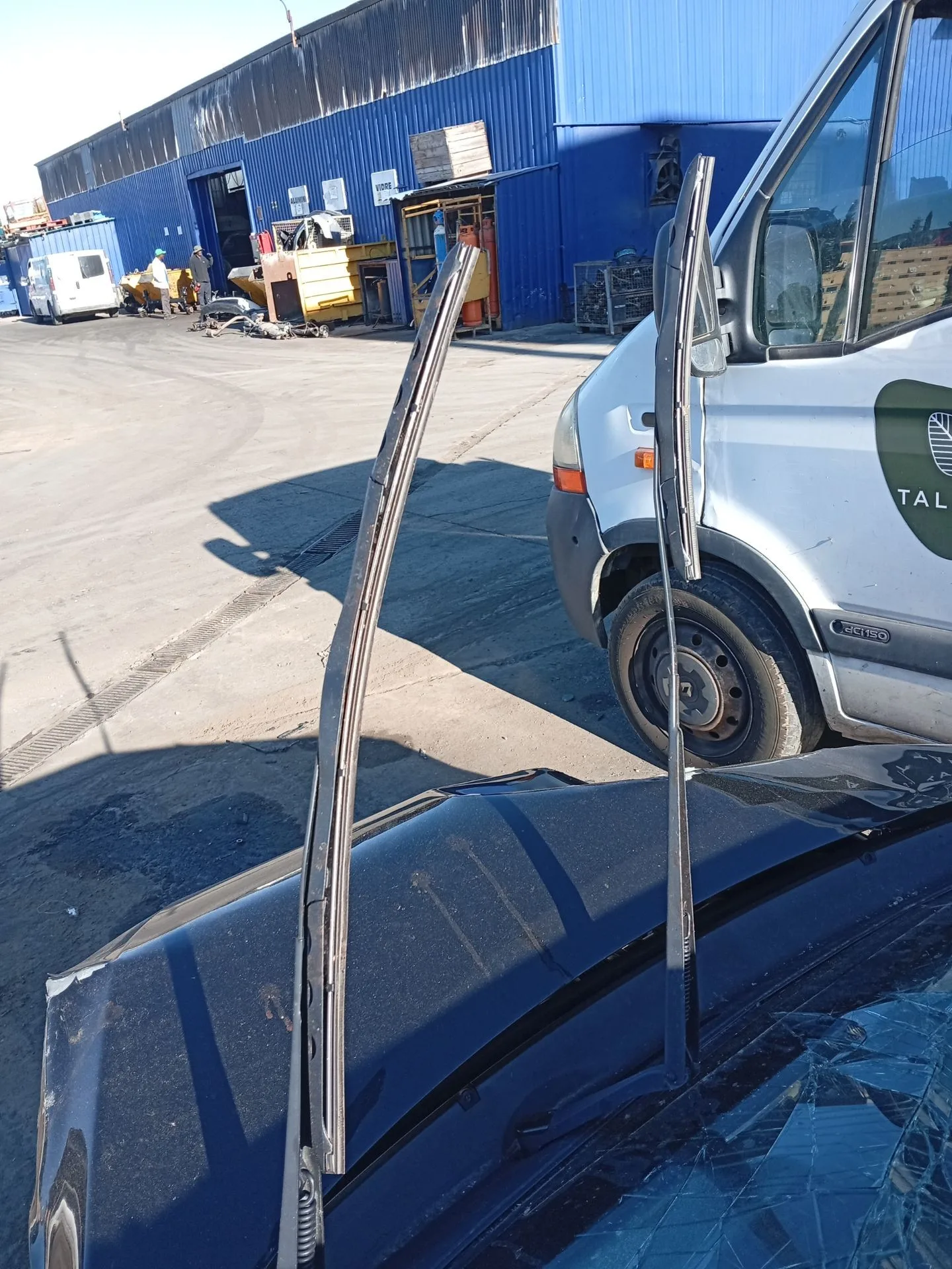 Brazo Limpia Delantero Izquierdo para Nissan Note (E12)