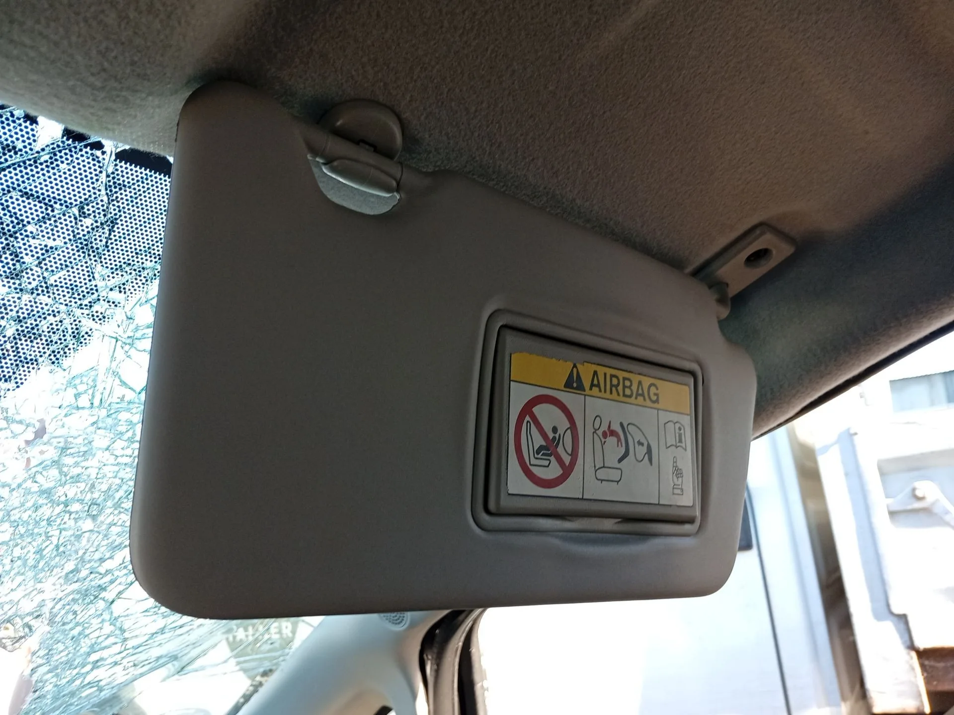 Parasol Derecho para Nissan Note (E12)
