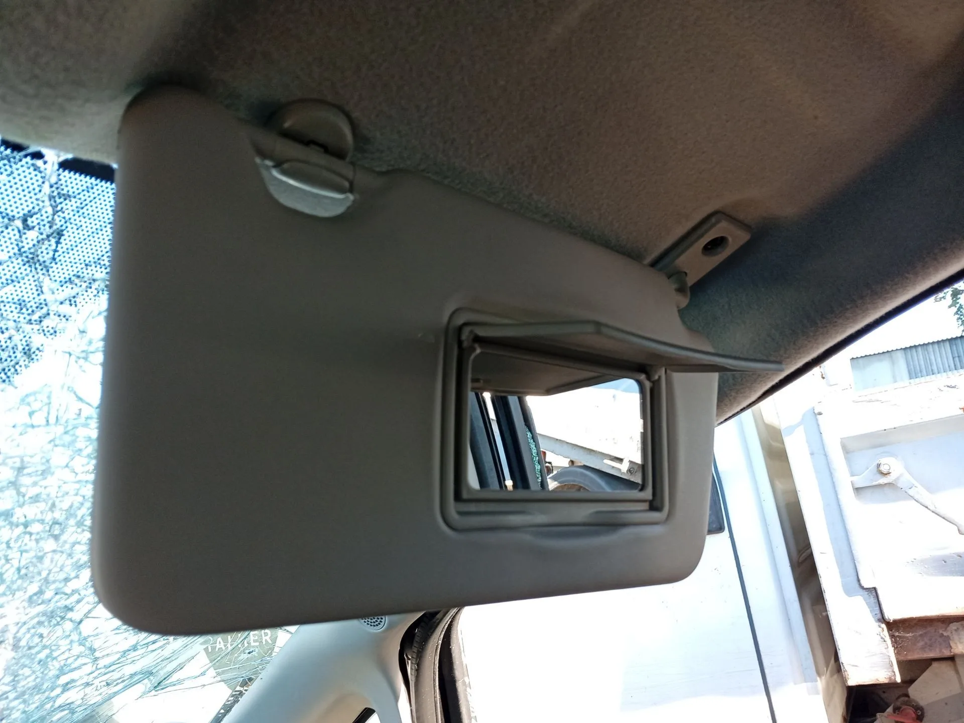 Parasol Derecho para Nissan Note (E12)