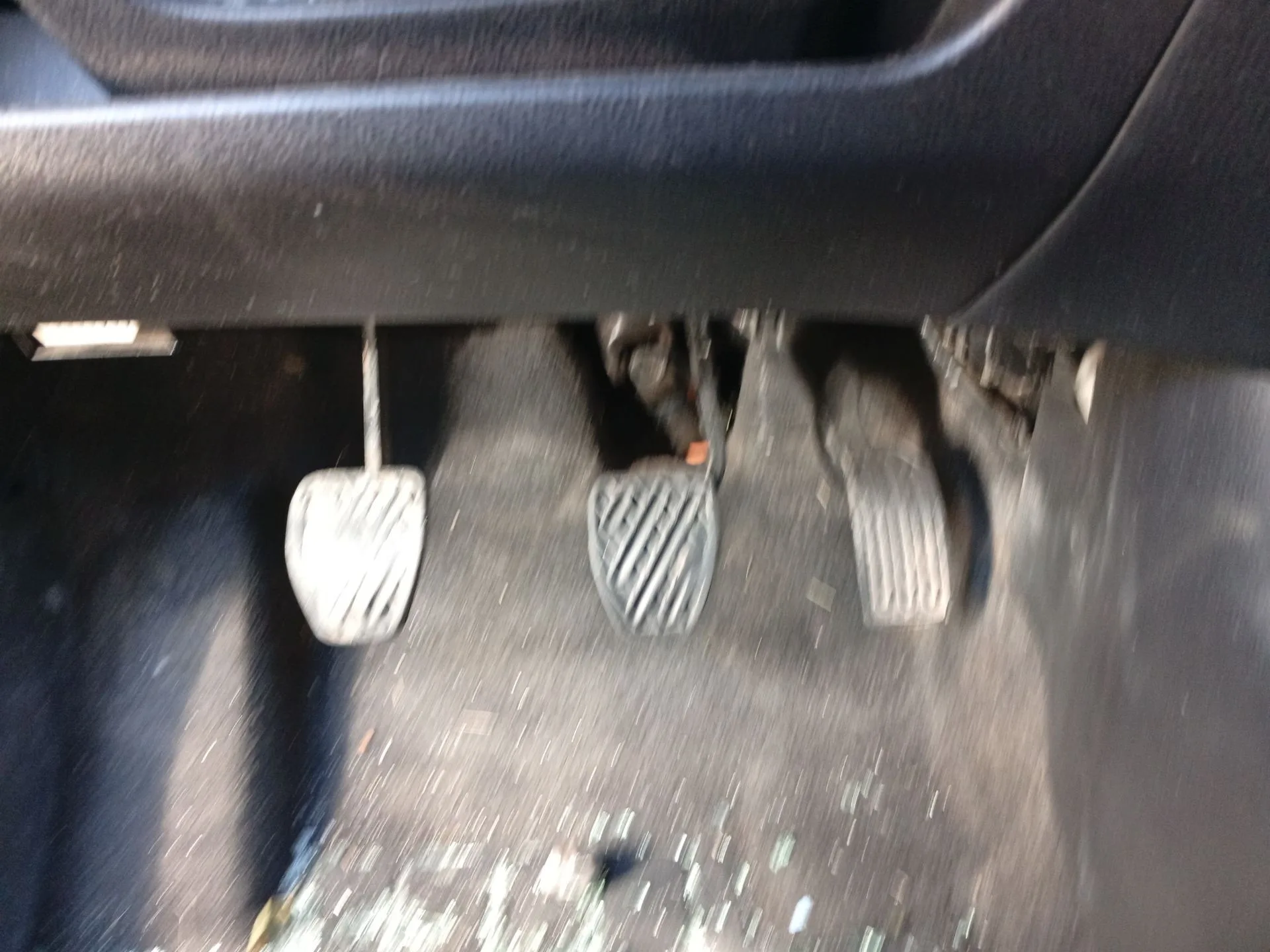 Pedal Embrague para Nissan Note (E12)
