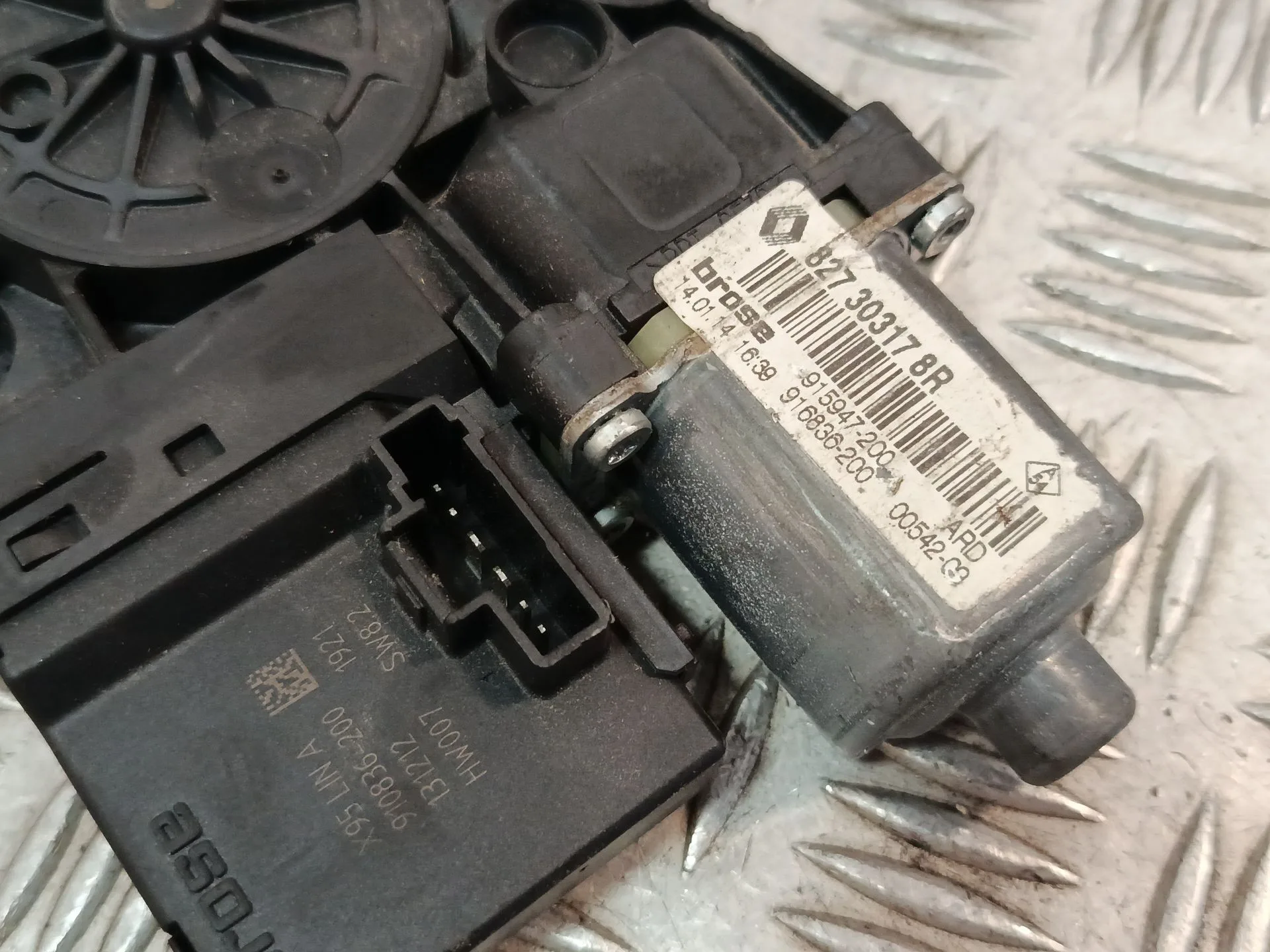 Motor Elevalunas Trasero Derecho para Renault Scenic Iii