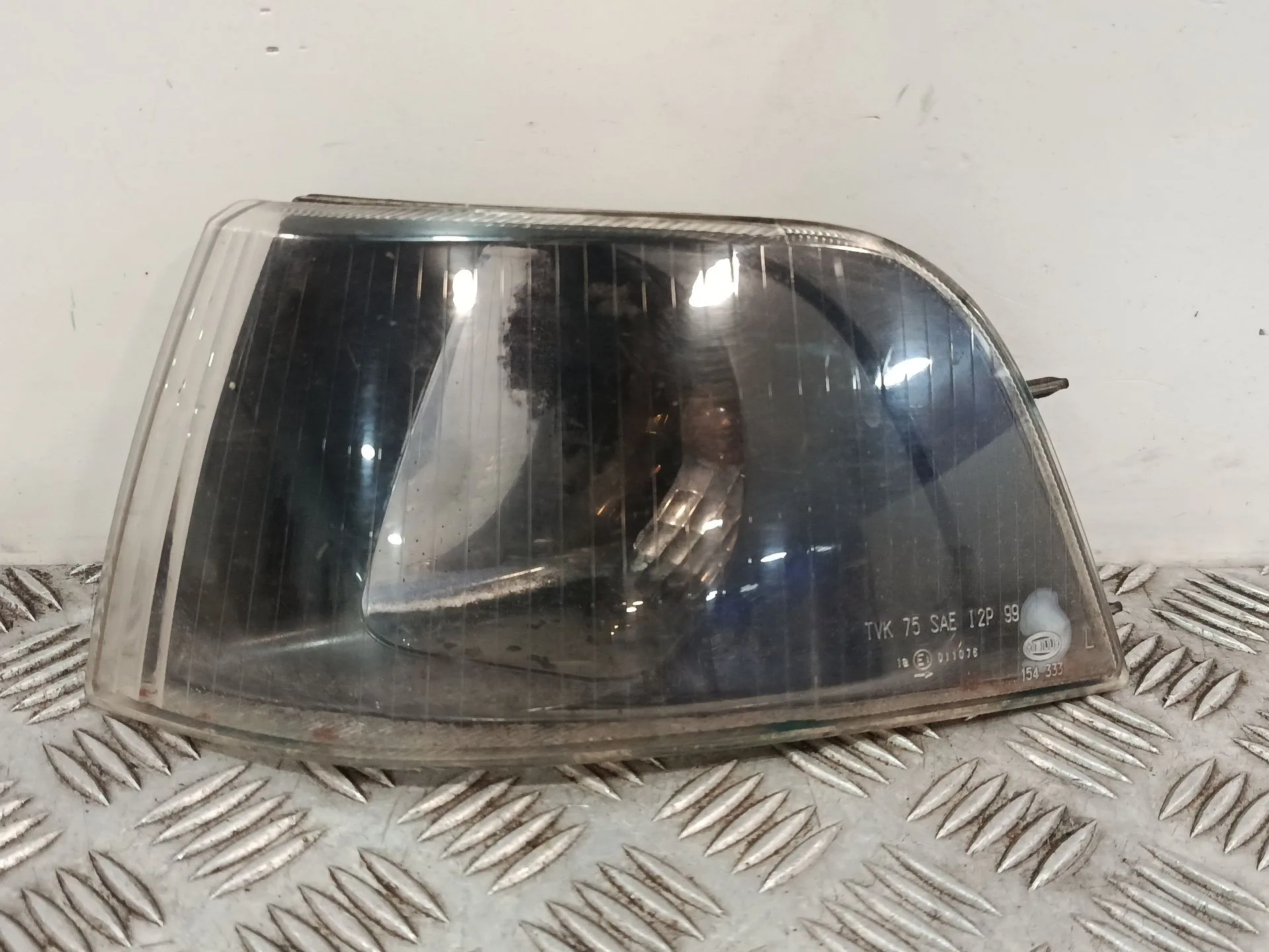 Piloto Delantero Izquierdo para Volvo V40 Station Wagon (645)