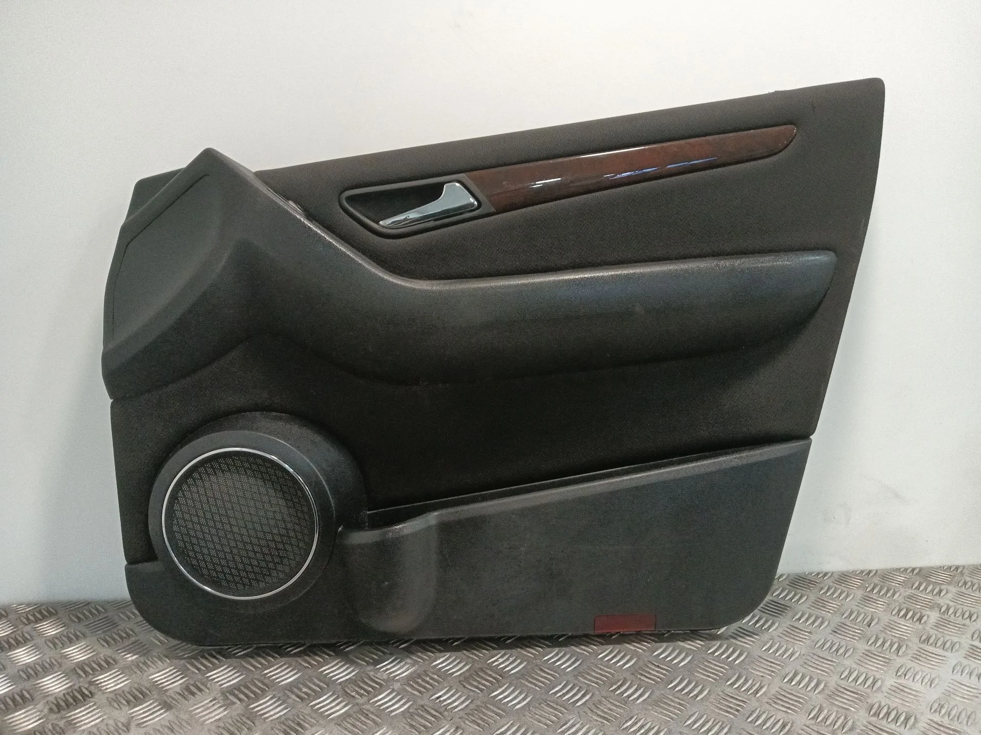 Guarnecido Puerta Delantera Derecha para Mercedes-Benz Clase A (W169)