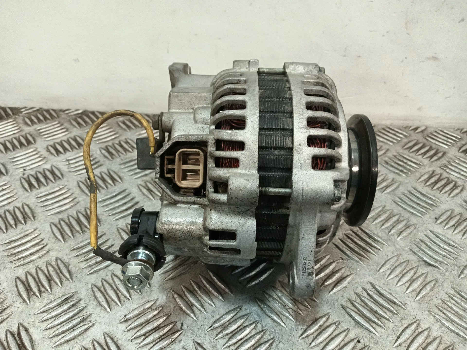 Alternador para Nissan X-Trail I (T30)