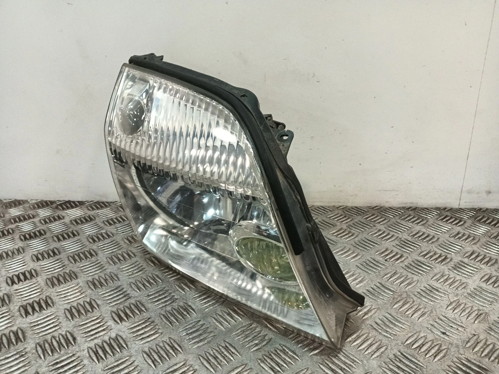 Faro Derecho para Nissan X-Trail I (T30)