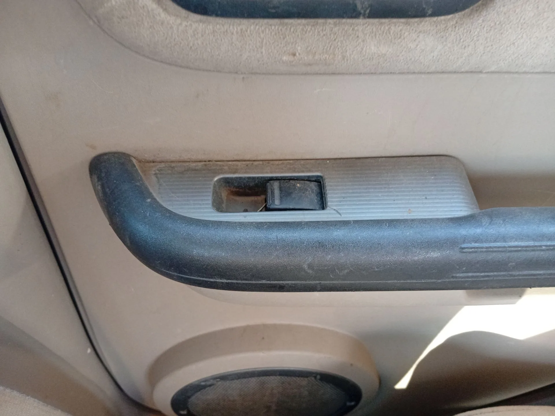 Mando Elevalunas Trasero Derecho para Nissan X-Trail I (T30)