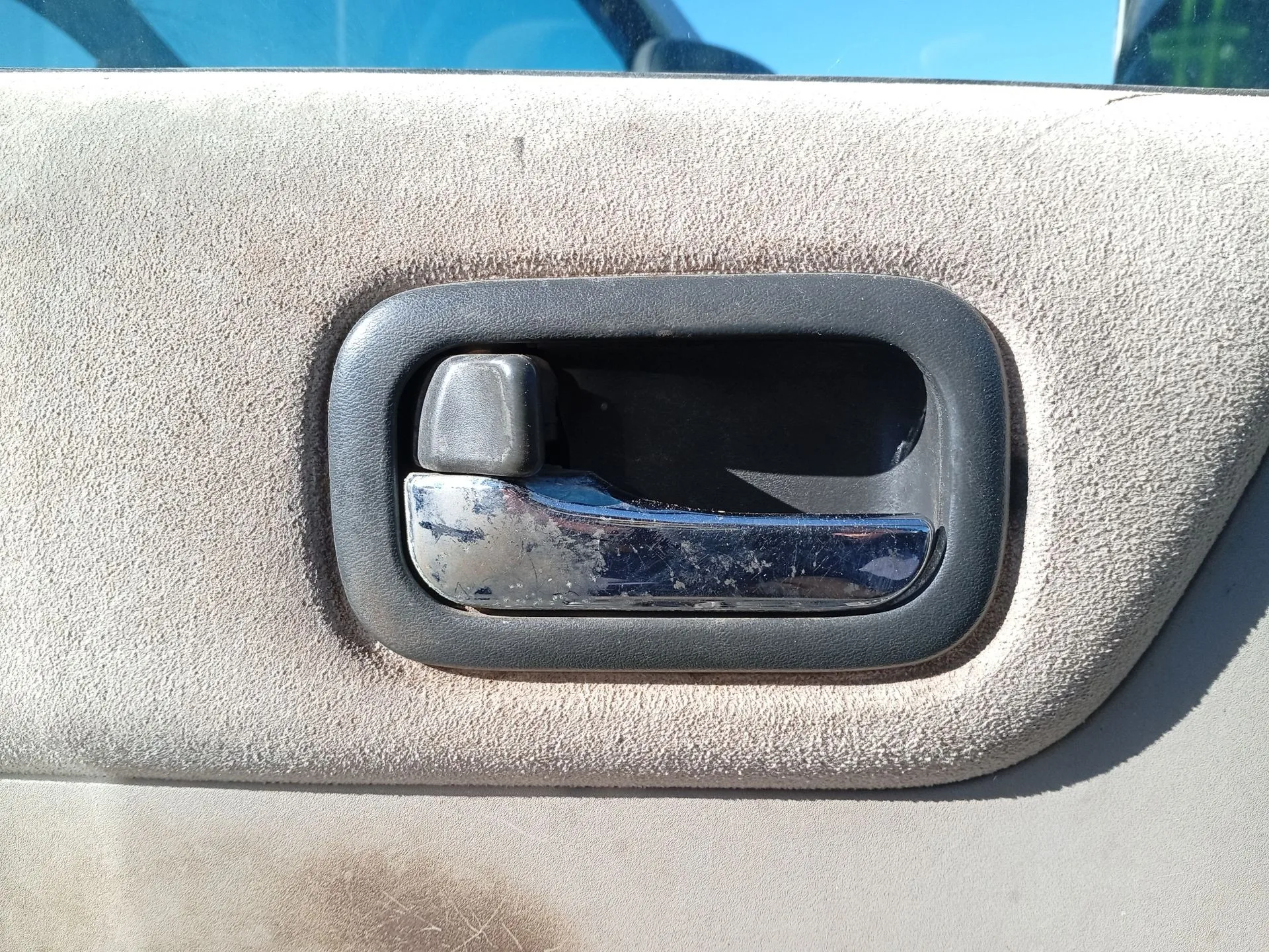 Maneta Interior Delantera Izquierda para Nissan X-Trail I (T30)