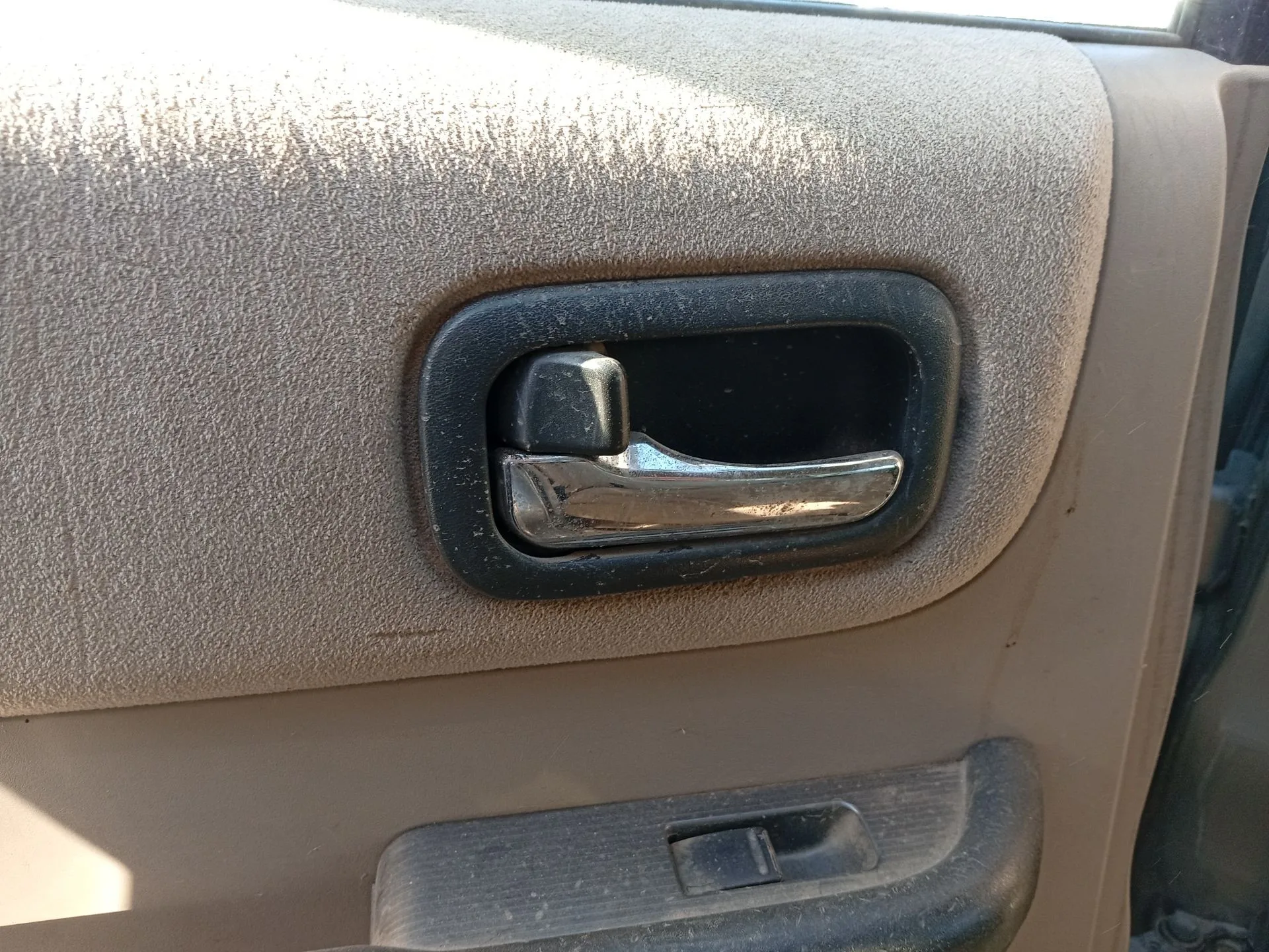 Maneta Interior Trasera Izquierda para Nissan X-Trail I (T30)