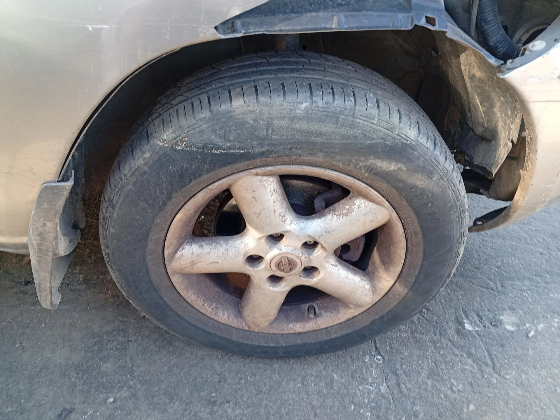 Mangueta Delantera Derecha para Nissan X-Trail I (T30)