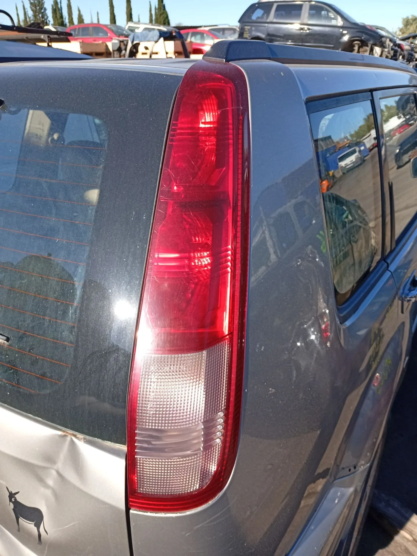 Piloto Trasero Derecho para Nissan X-Trail I (T30)