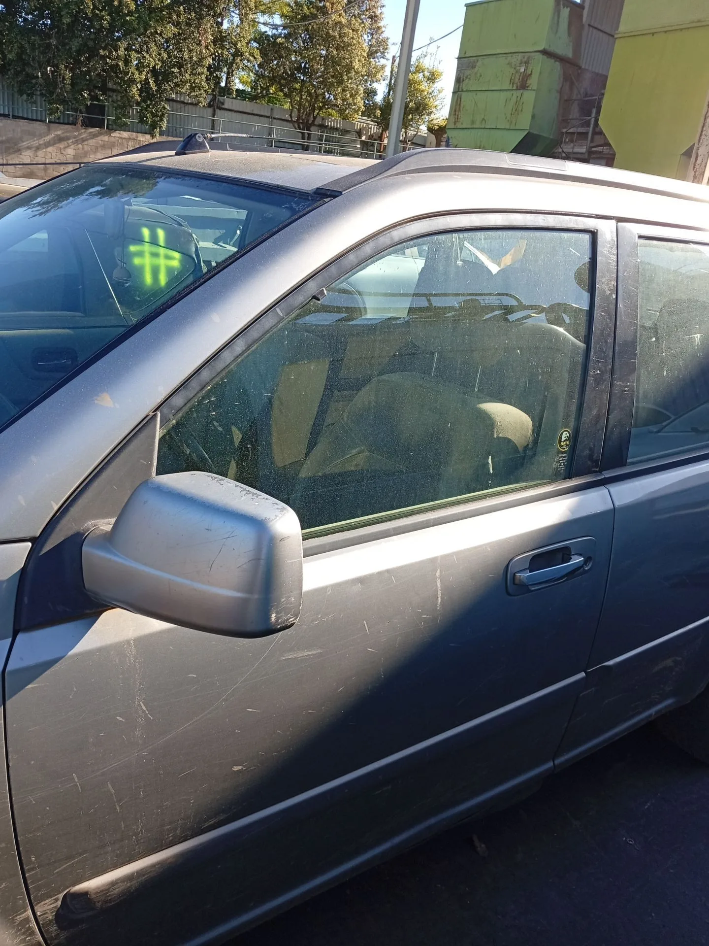 Puerta Delantera Izquierda para Nissan X-Trail I (T30)