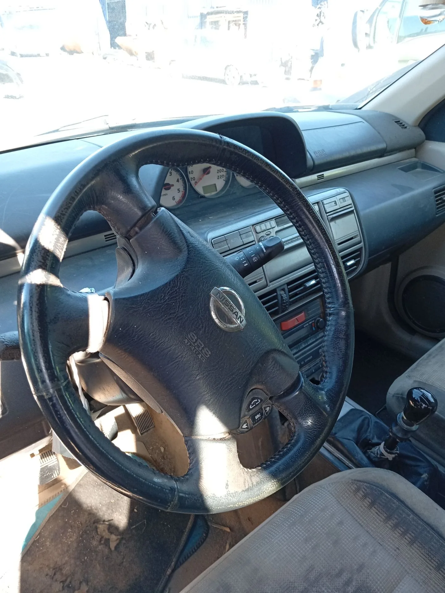 Volante para Nissan X-Trail I (T30)