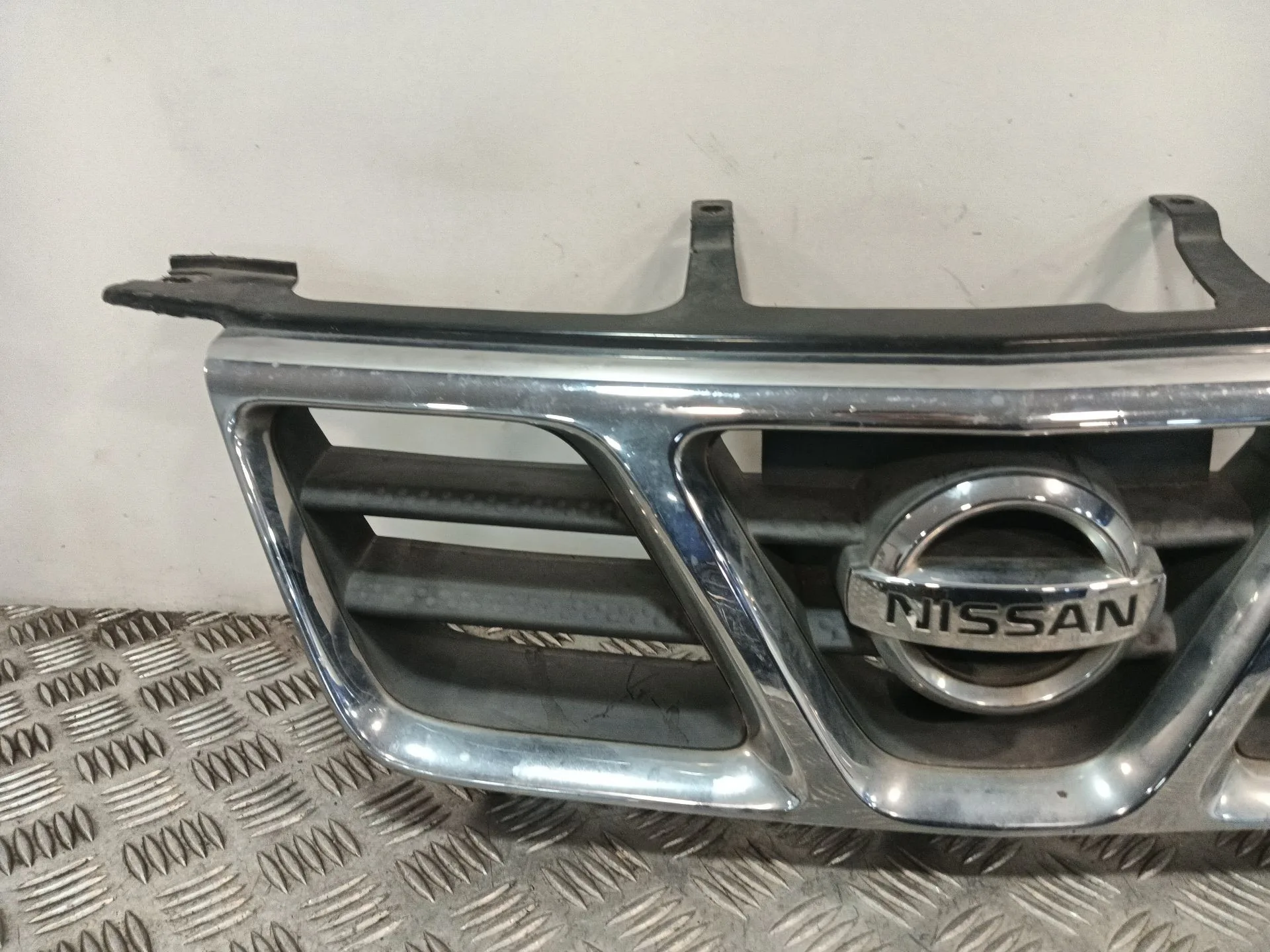 Rejilla Delantera para Nissan X-Trail I (T30)