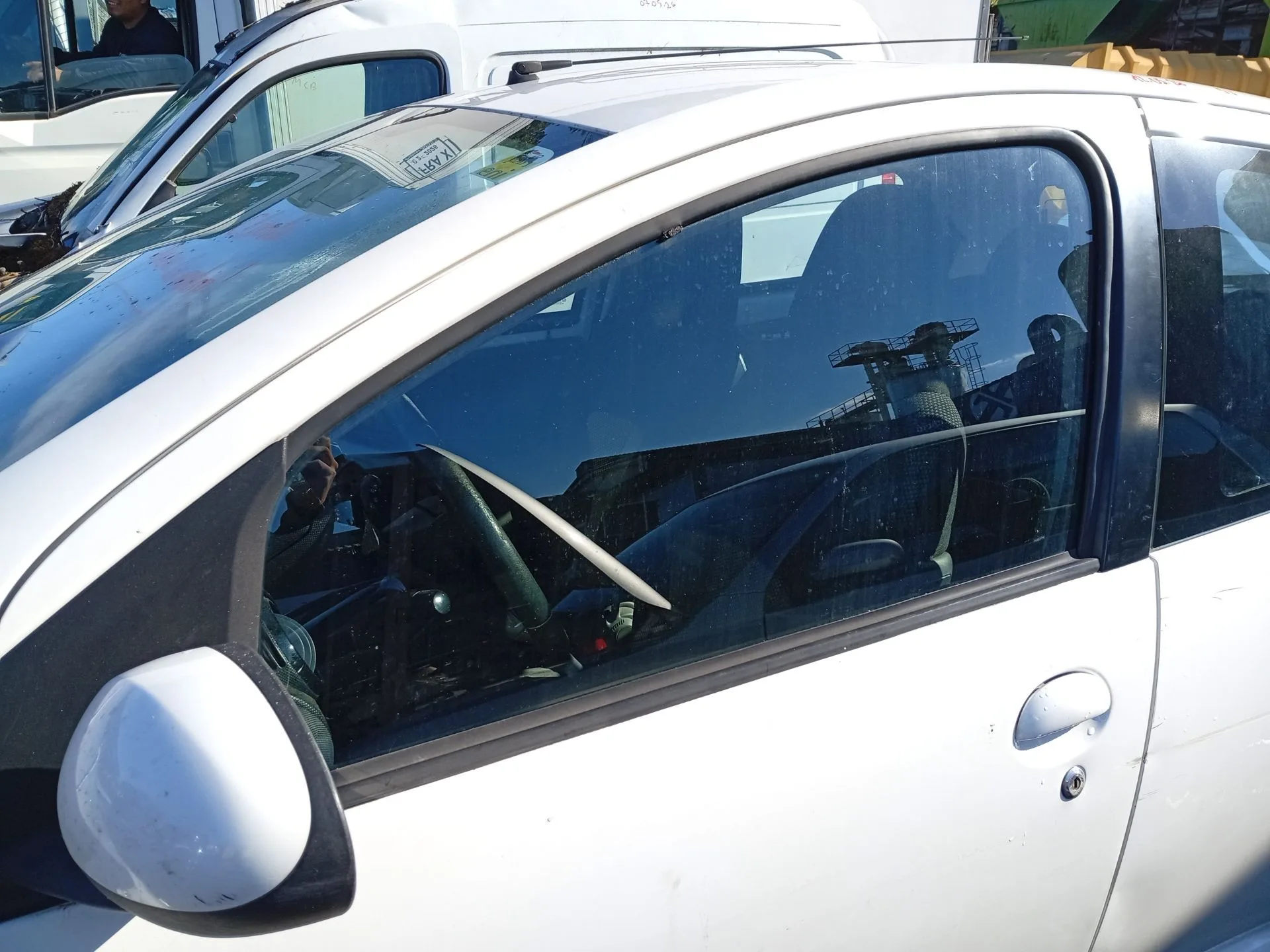 Luna Delantera Izquierda para Toyota Aygo (_B1_)