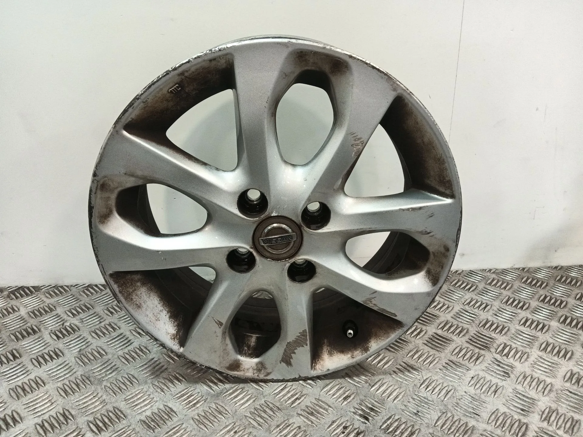 Llanta para Nissan Micra Iv (K13K, K13Kk)