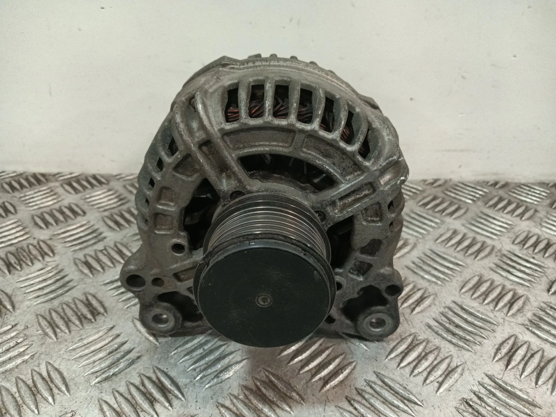 Alternador para Volkswagen Polo Iv (9N_, 9A_)