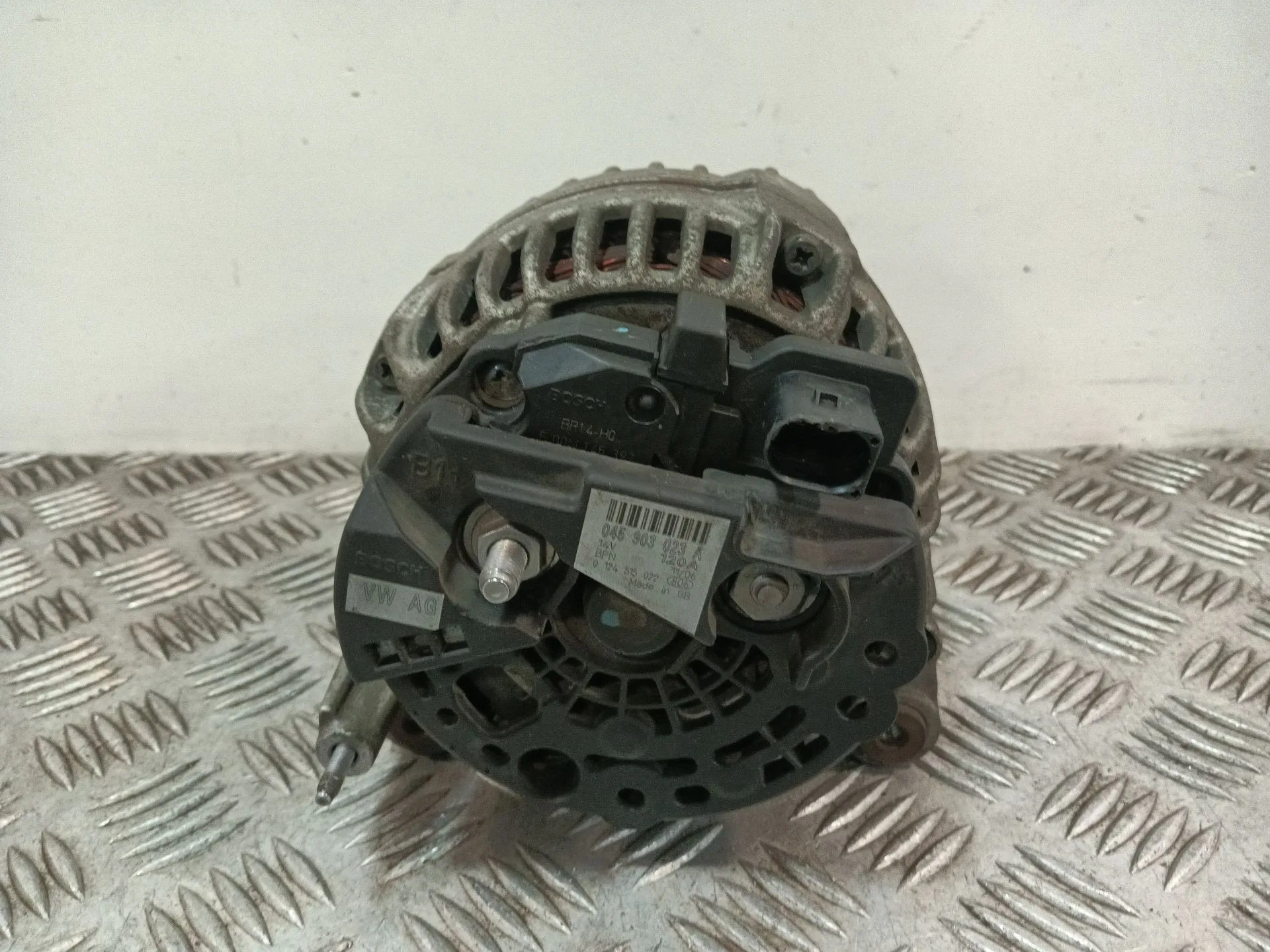 Alternador para Volkswagen Polo Iv (9N_, 9A_)