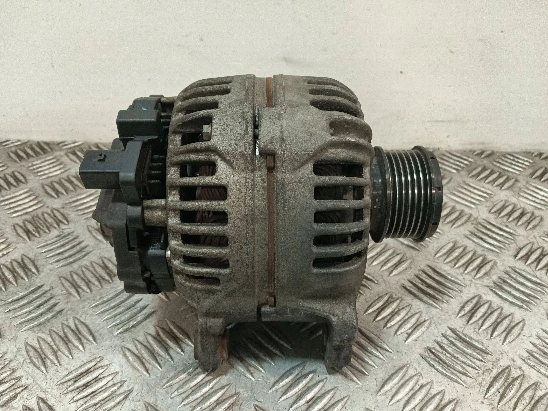 Alternador para Volkswagen Polo Iv (9N_, 9A_)