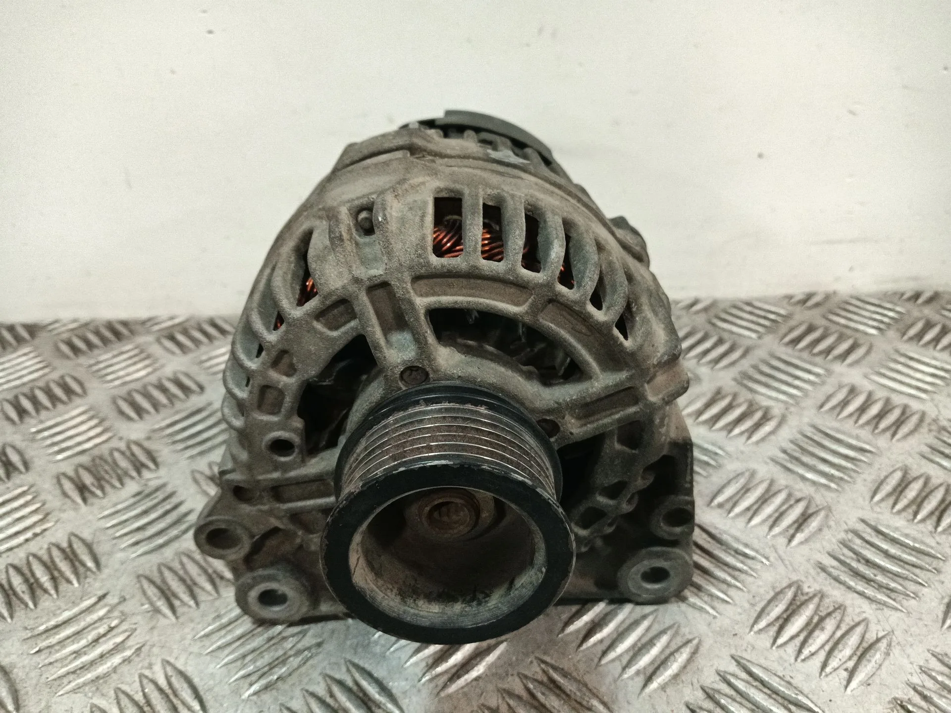 Alternador para Nissan Cabstar E (Tl_, Vl_)