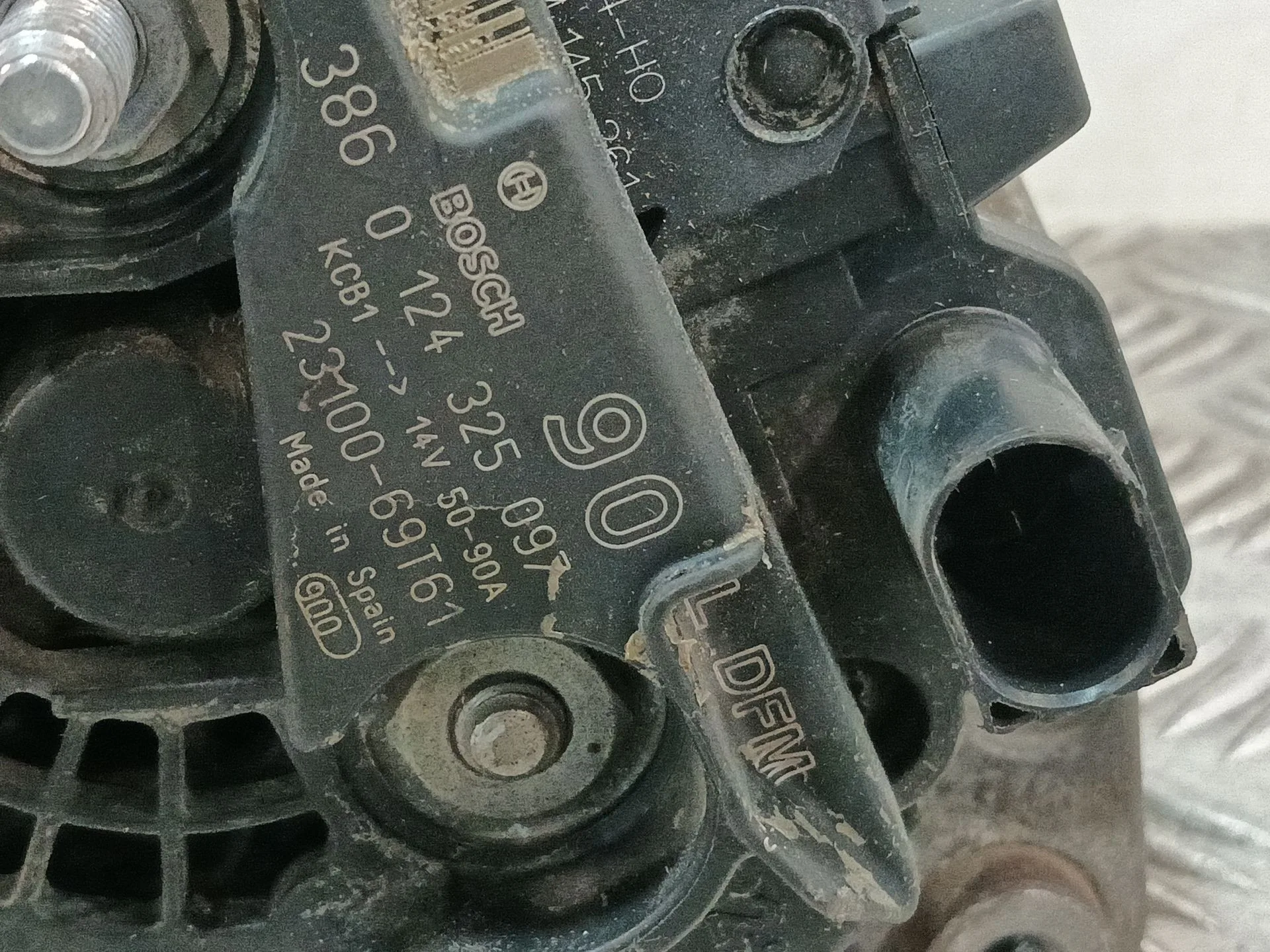 Alternador para Nissan Cabstar E (Tl_, Vl_)