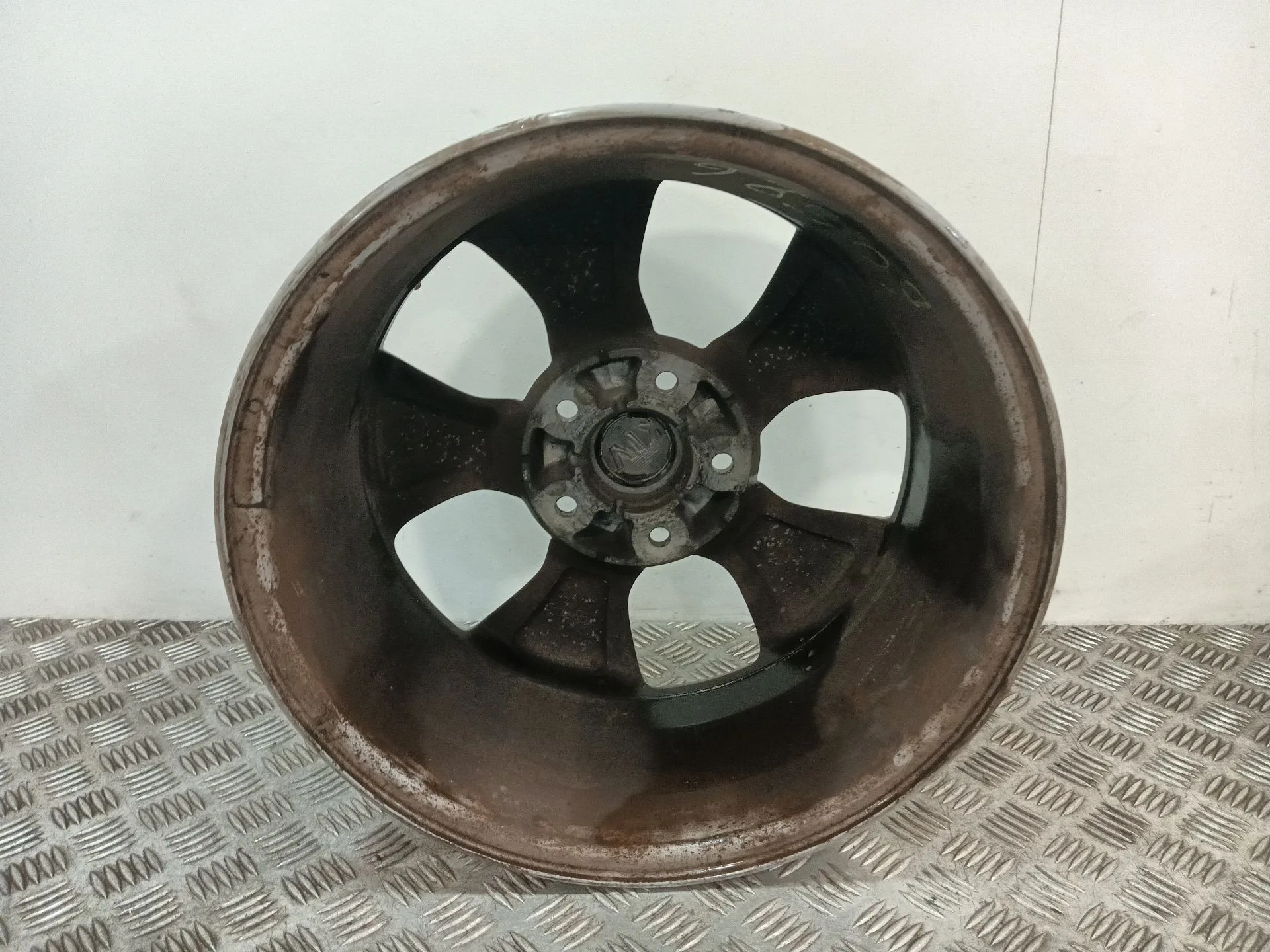 Llanta para Kia Carens Iv