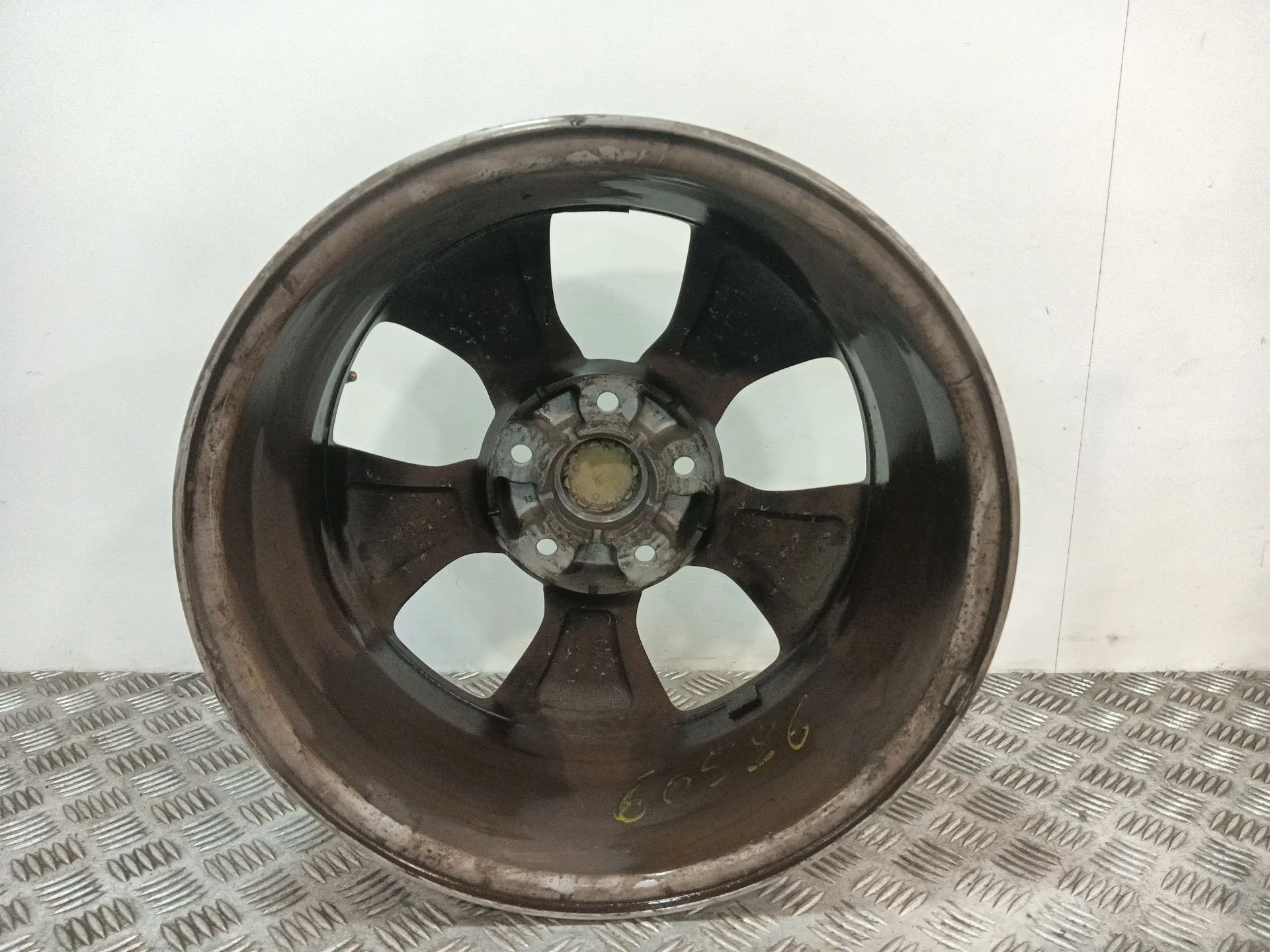 Llanta para Kia Carens Iv