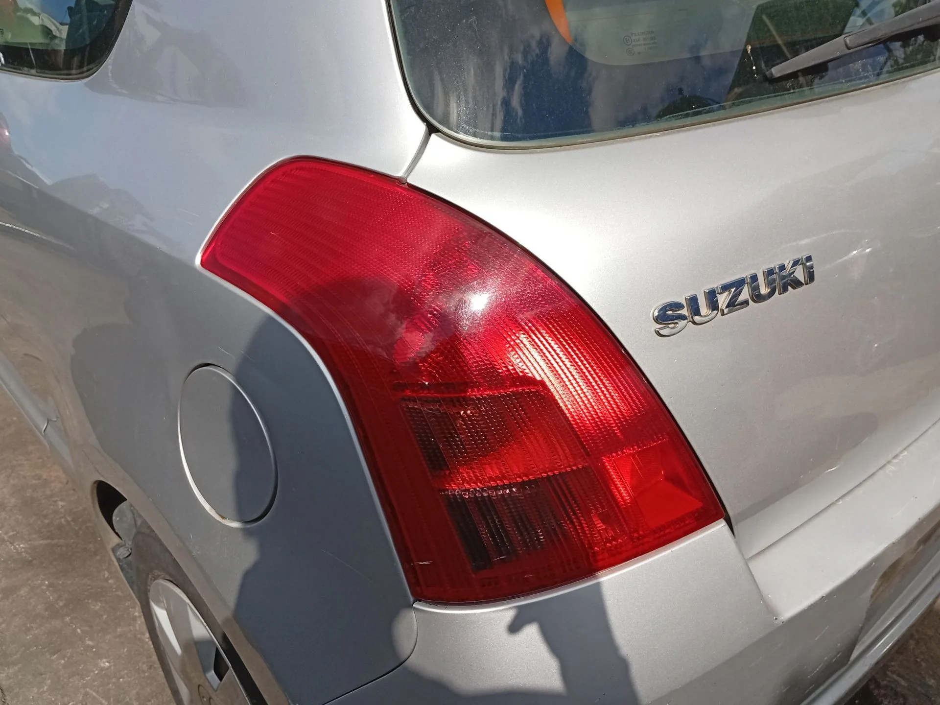 Piloto Trasero Izquierdo para Suzuki Swift Iii (Mz, Ez)