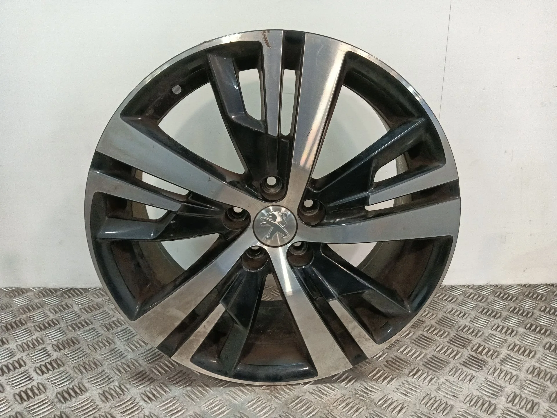 Llanta para Peugeot 3008 Ii Suv (Mc_, Mr_, Mj_, M4_)