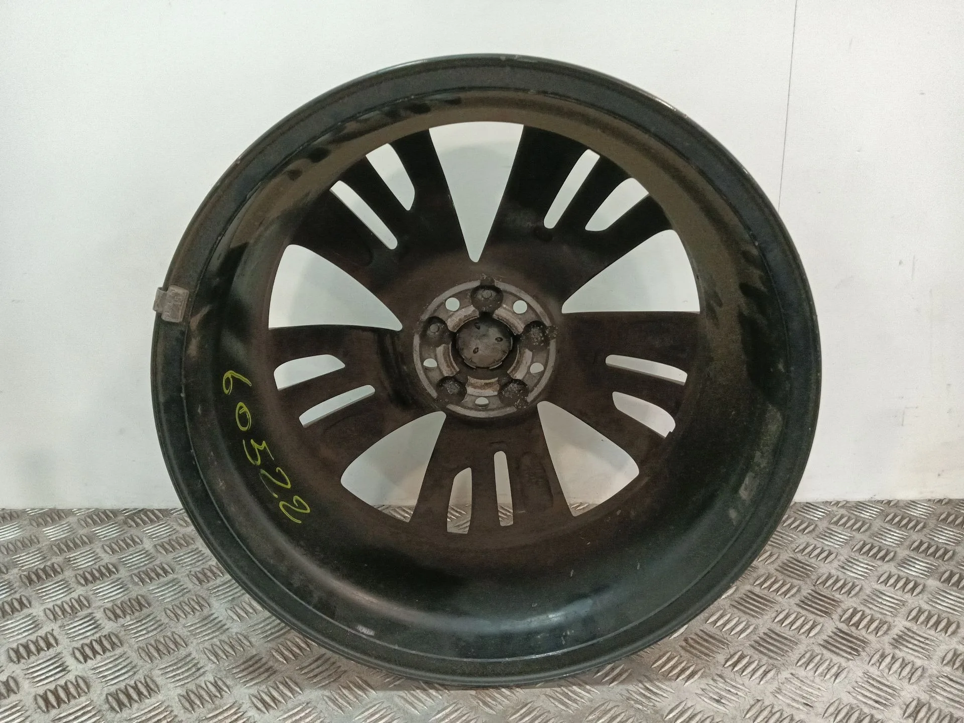 Llanta para Peugeot 3008 Ii Suv (Mc_, Mr_, Mj_, M4_)