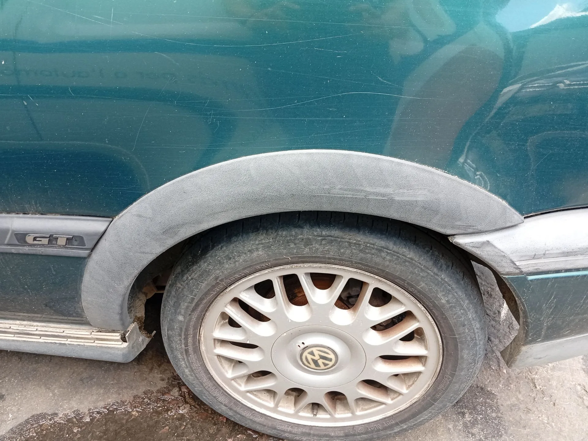 Aletin Trasero Izquierdo para Volkswagen Golf Iii (1H1)