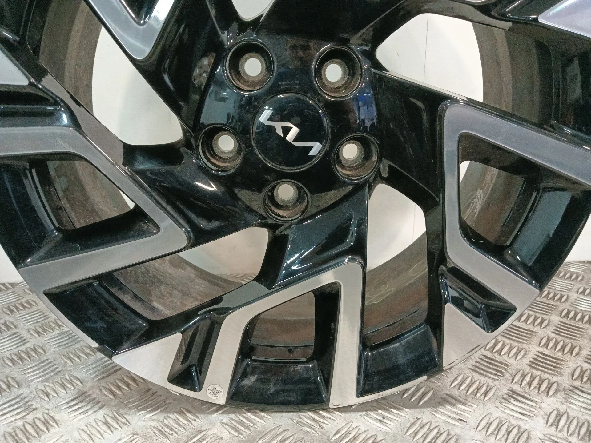 Llanta para Kia Xceed (Cd)