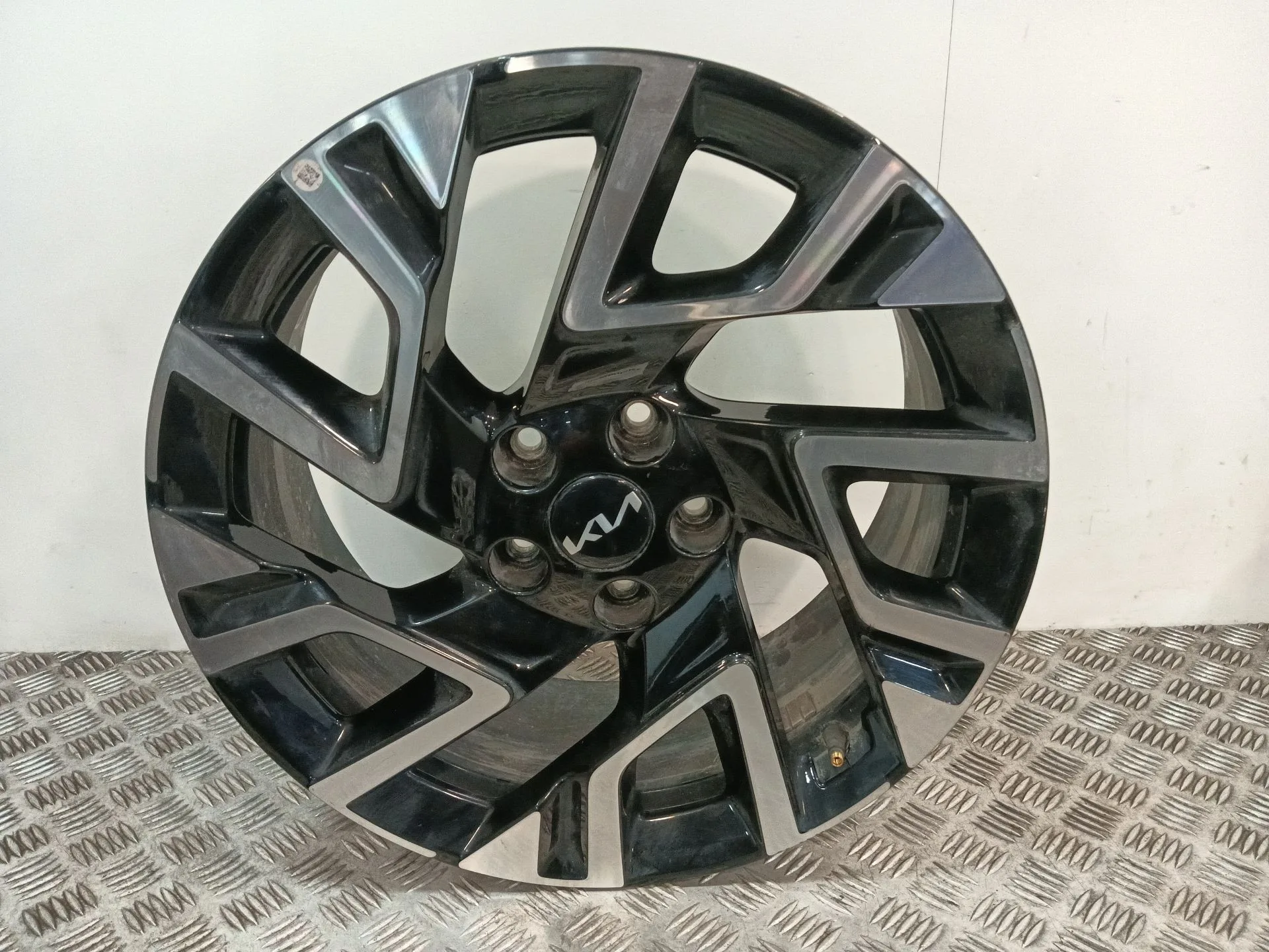 Llanta para Kia Xceed (Cd)