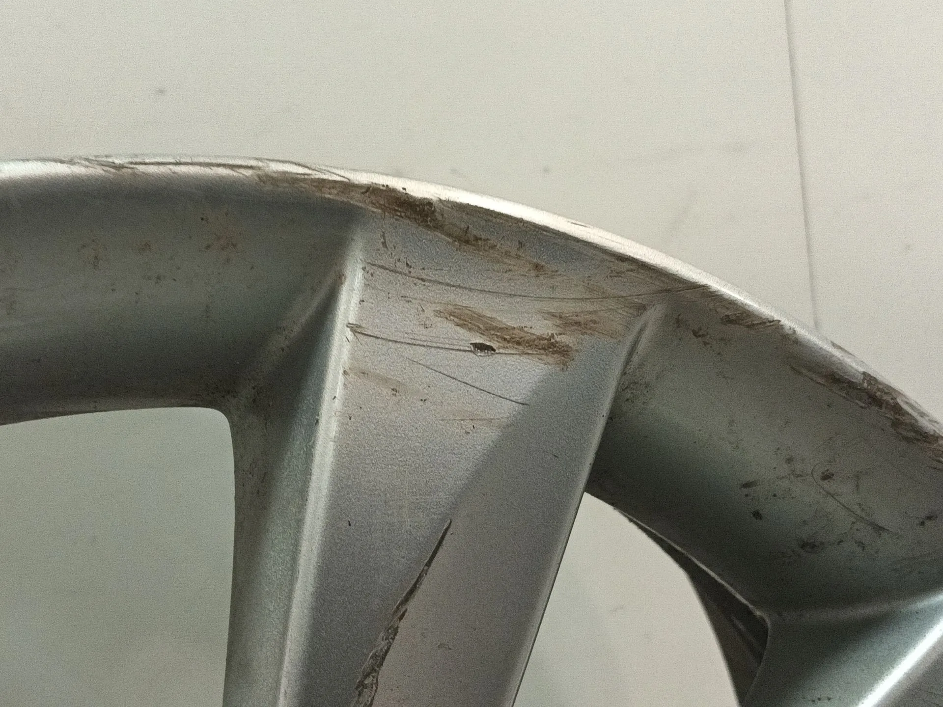 Llanta para Nissan Note (E12)