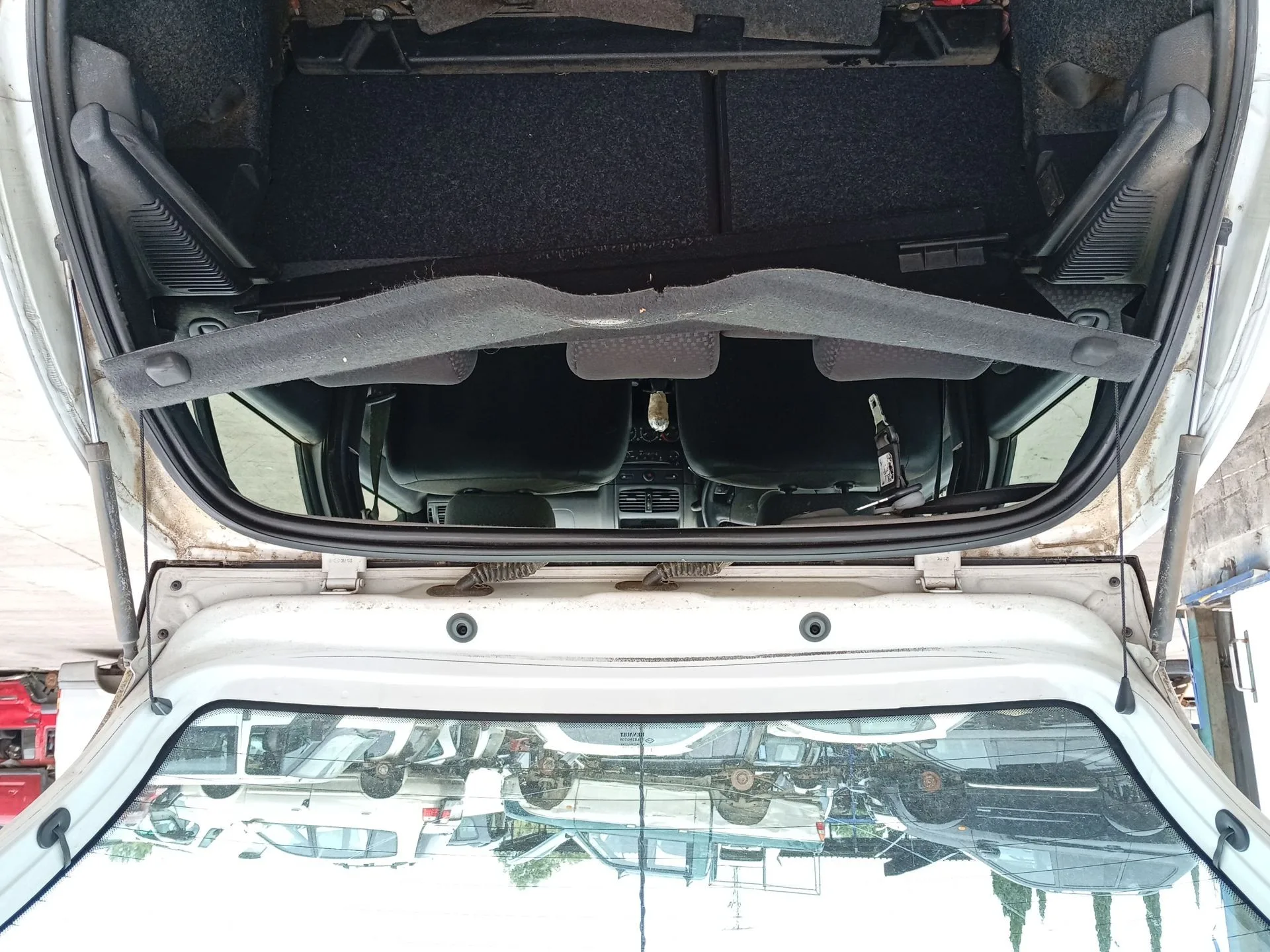 Amortiguadores Maletero / Porton para Renault Clio Ii (Bb_, Cb_)