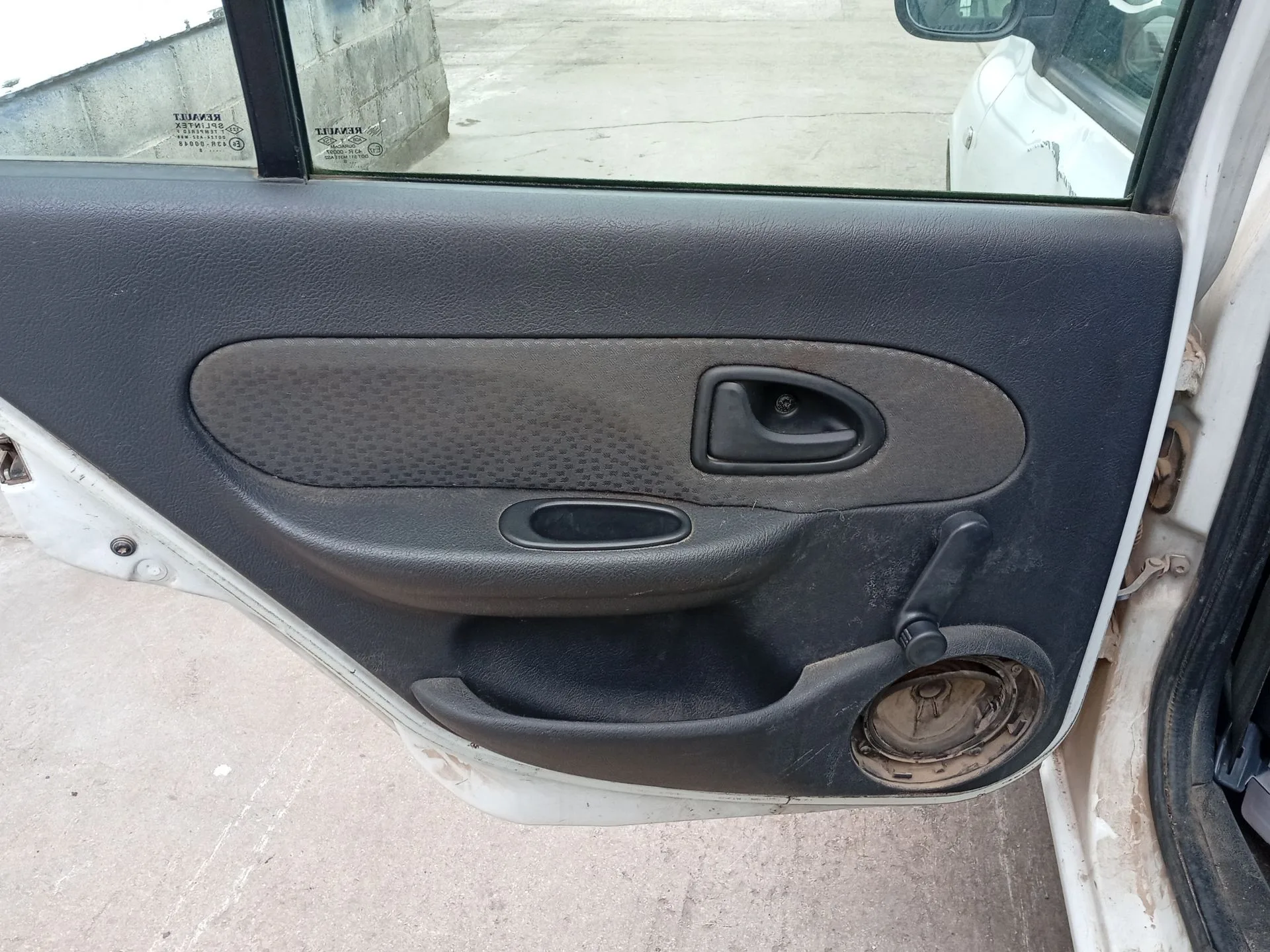 Guarnecido Puerta Trasera Izquierda para Renault Clio Ii (Bb_, Cb_)