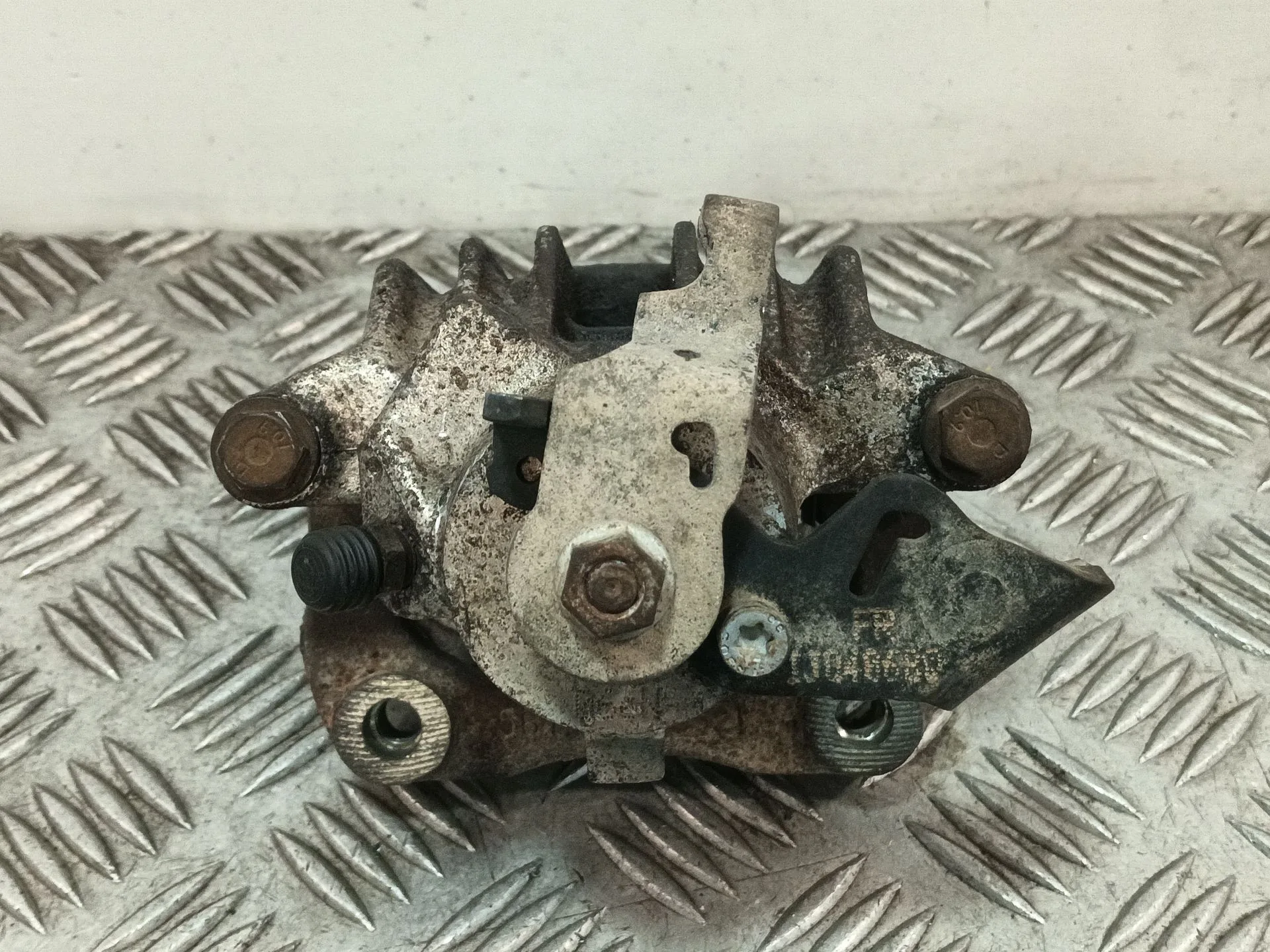 Pinza Freno Trasera Derecha para Skoda Octavia I Combi (1U5)