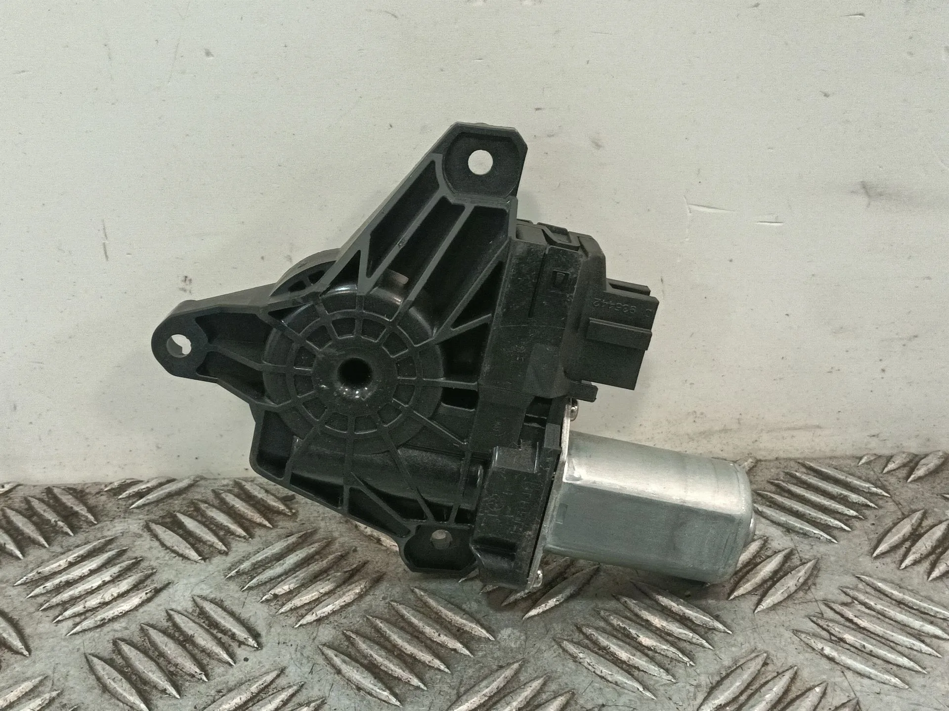 Motor Elevalunas Trasero Derecho para Mercedes-Benz Clase A (W176)