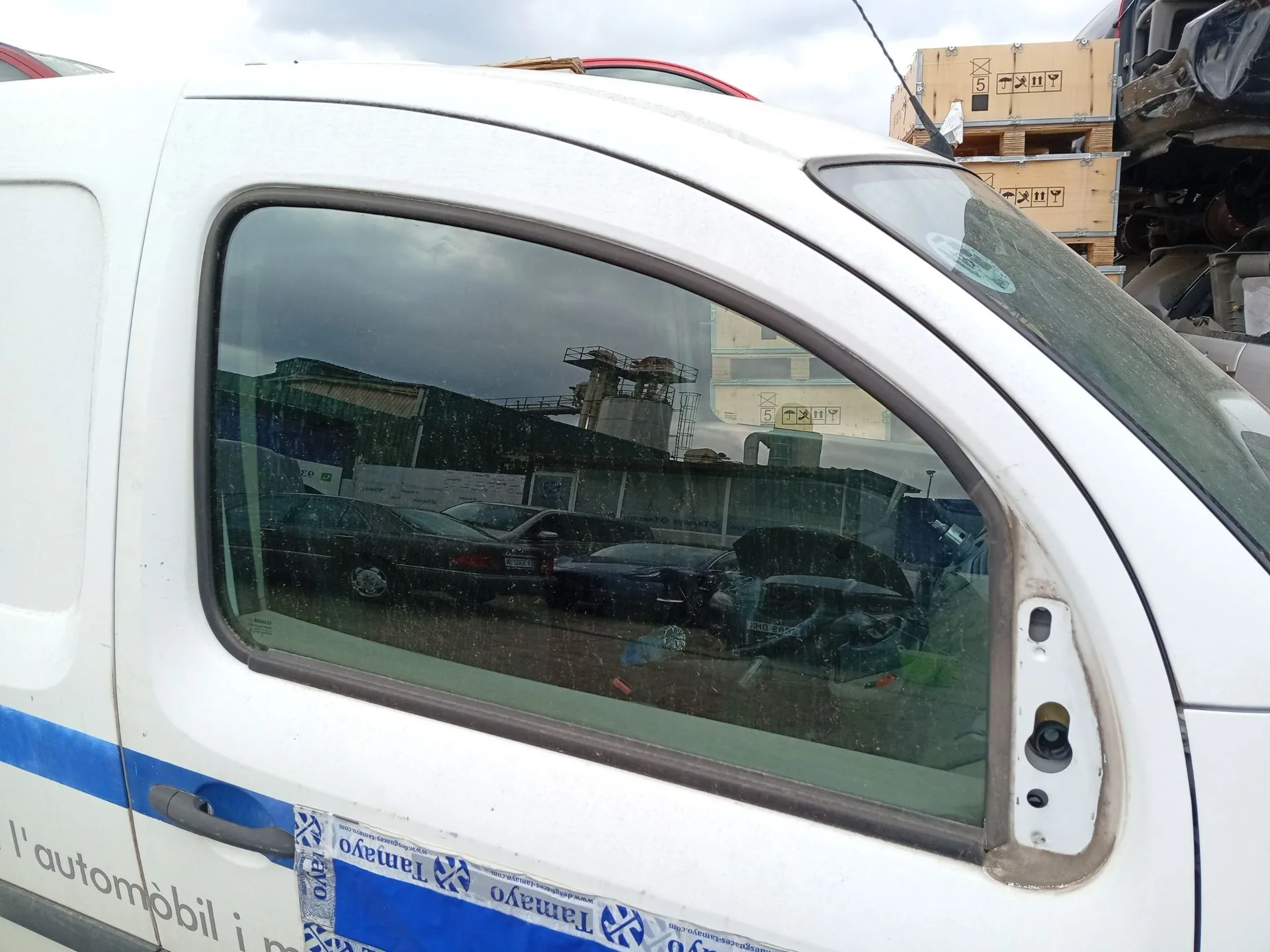 Luna Delantera Derecha para Renault Kangoo Express (Fw0/1_)
