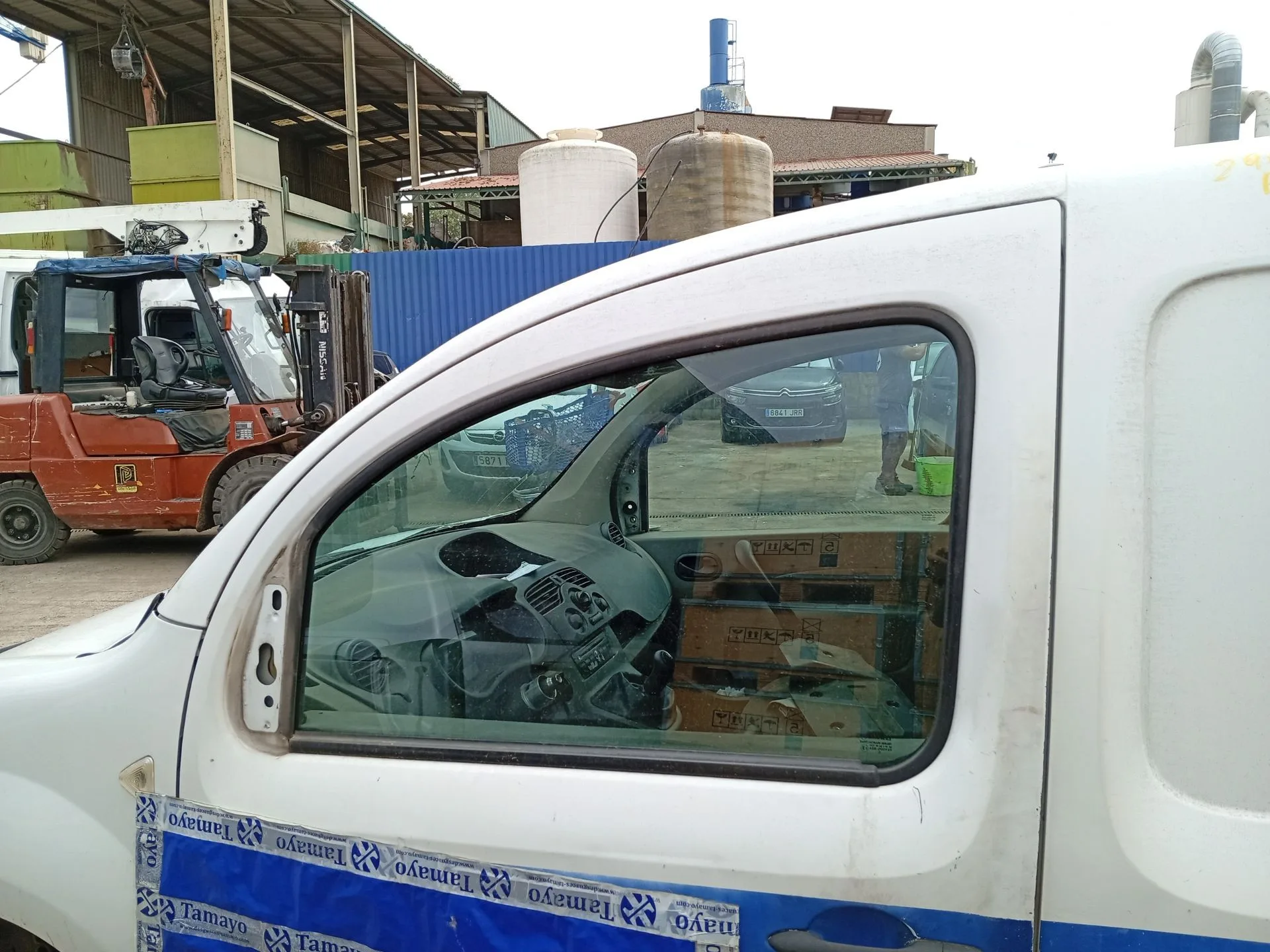 Luna Delantera Izquierda para Renault Kangoo Express (Fw0/1_)