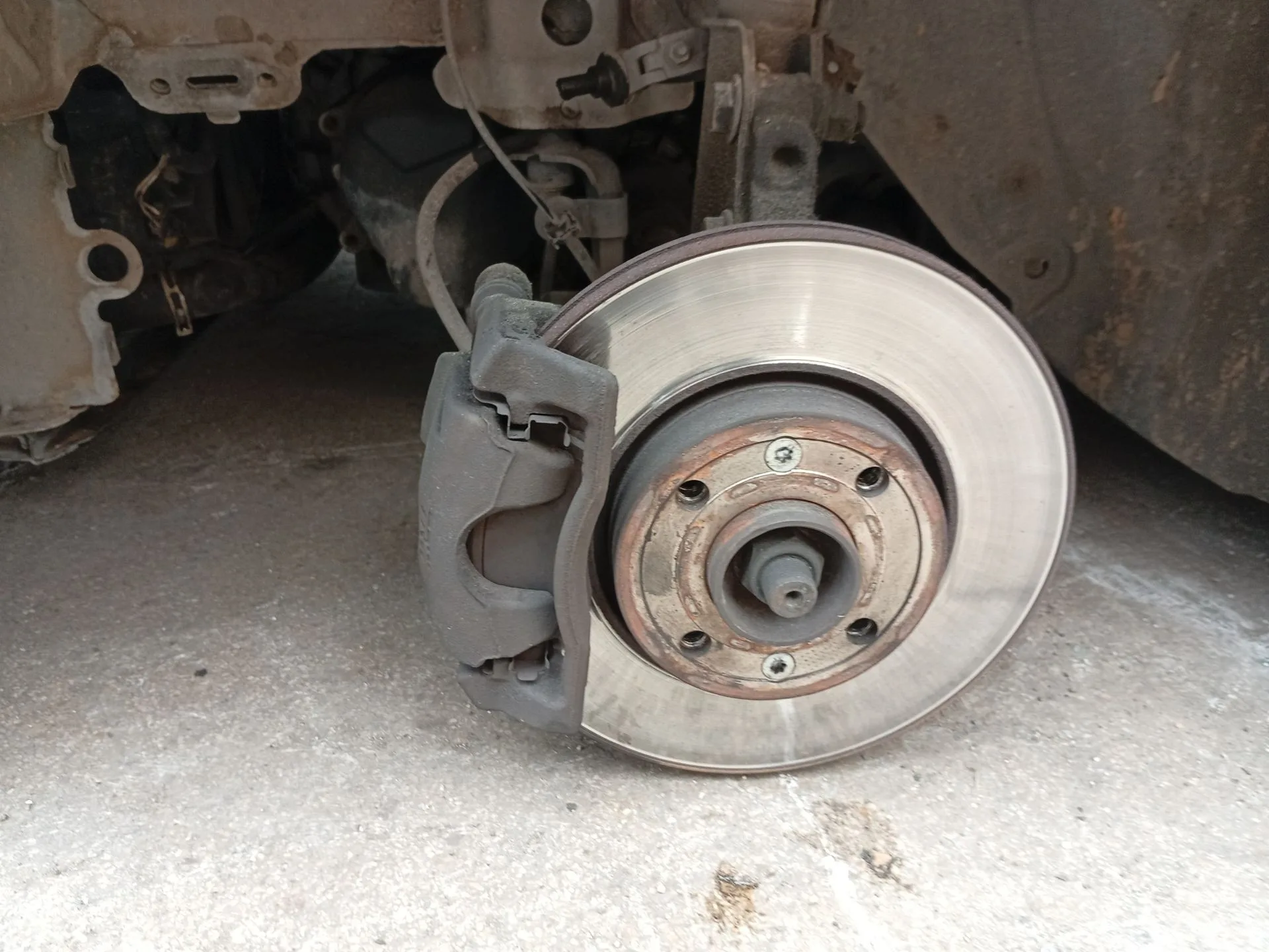 Pinza Freno Delantera Izquierda para Renault Kangoo Express (Fw0/1_)
